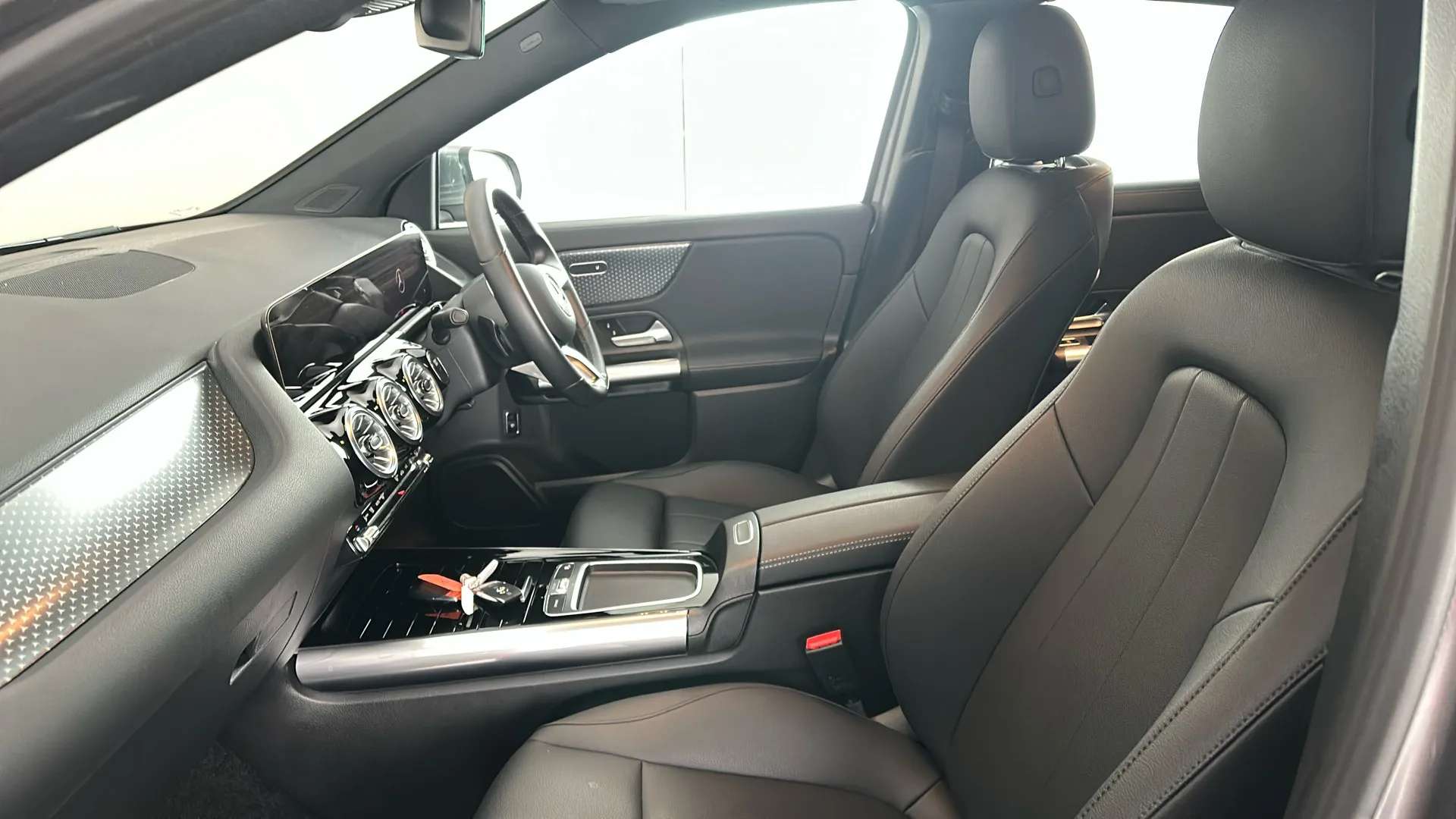 2024 MERCEDES-BENZ EQA 2024 MERCEDES-BENZ EQA