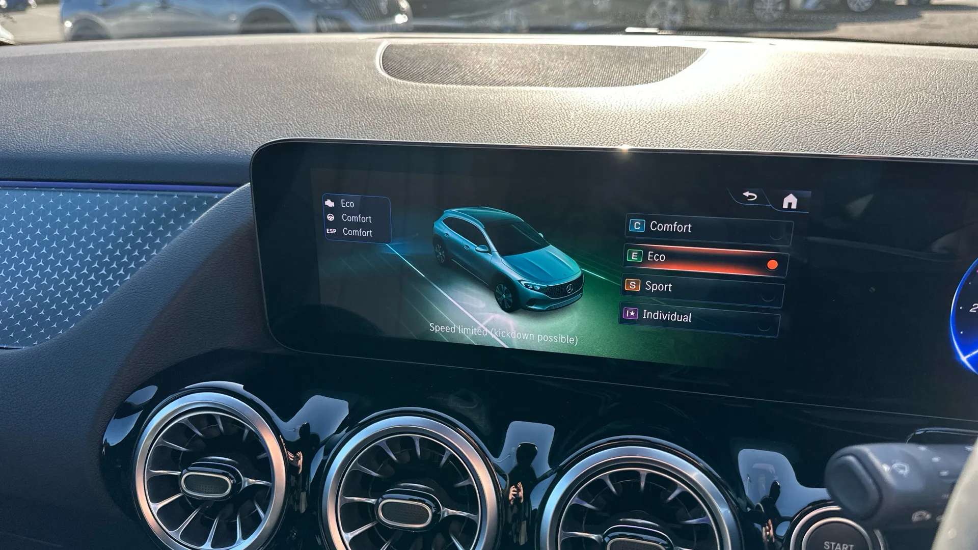 2024 MERCEDES-BENZ EQA 2024 MERCEDES-BENZ EQA