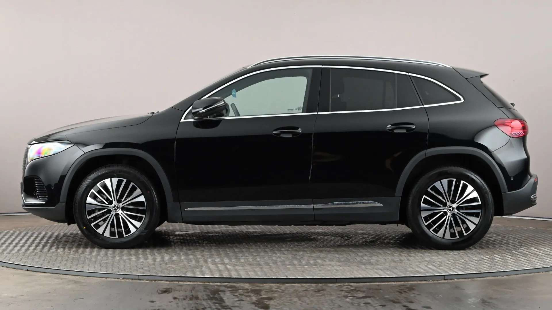 A 2024 MERCEDES-BENZ EQA EQA 250+ 140kW Sport Executive 70.5kWh Auto A 2024 MERCEDES-BENZ EQA EQA 250+ 140kW Sport Executive 70.5kWh Auto