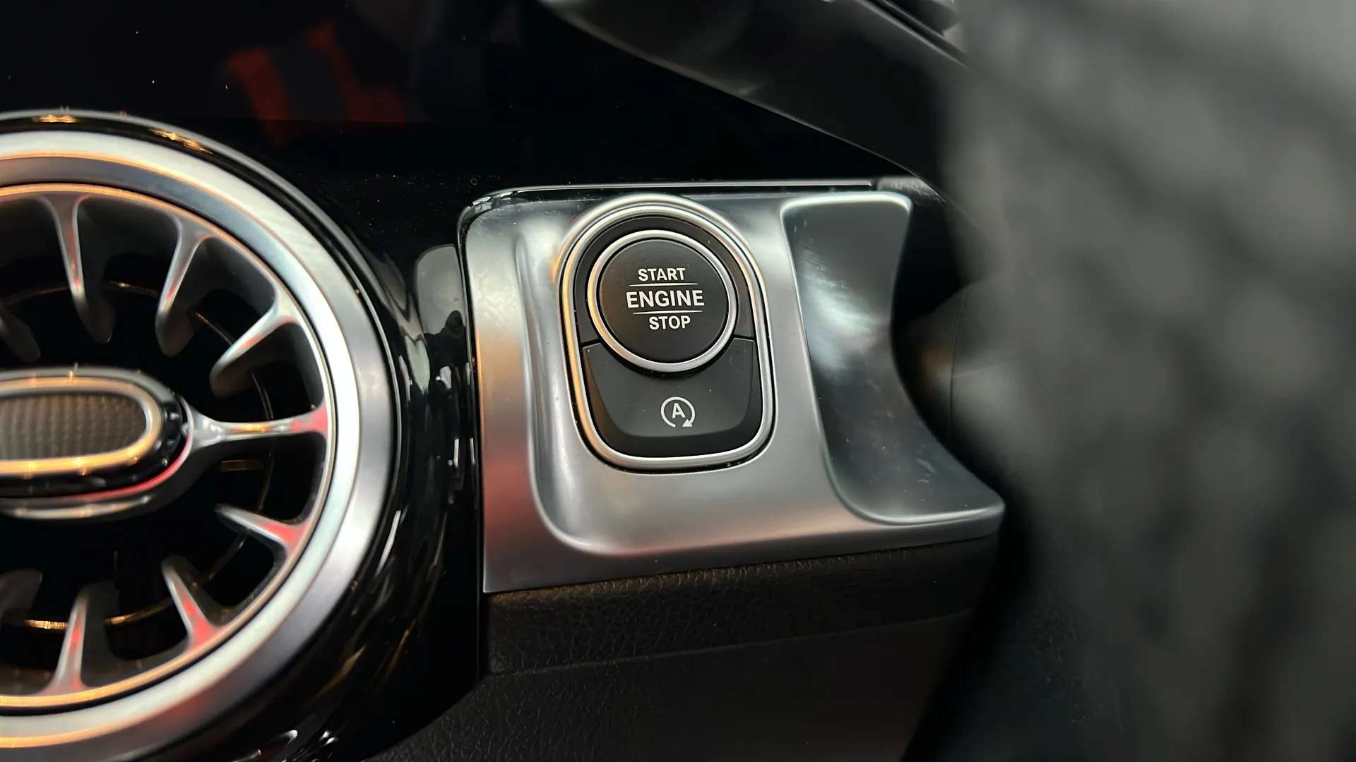 2023 MERCEDES-BENZ GLB 2023 MERCEDES-BENZ GLB