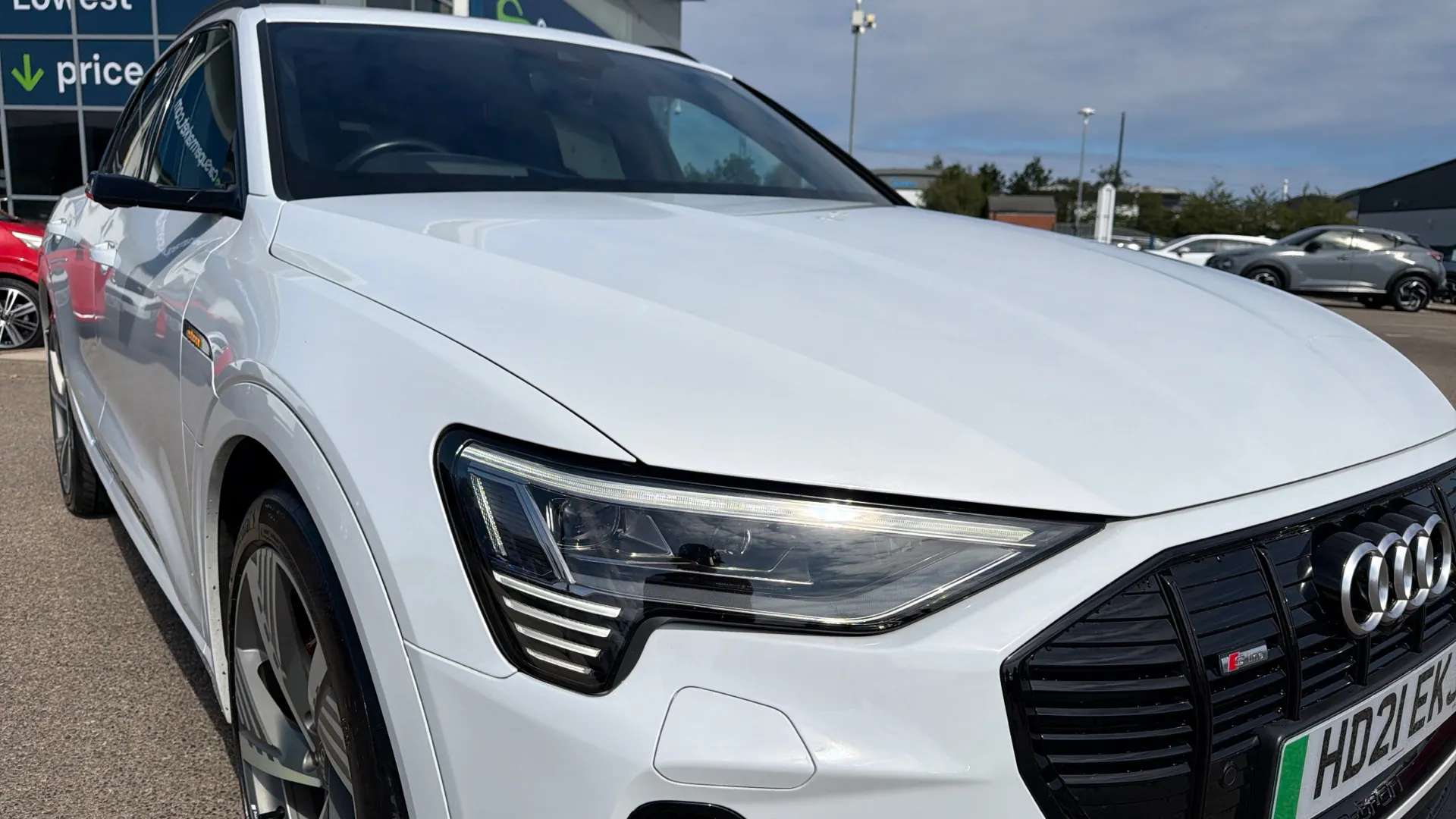 2021 AUDI E-TRON 2021 AUDI E-TRON