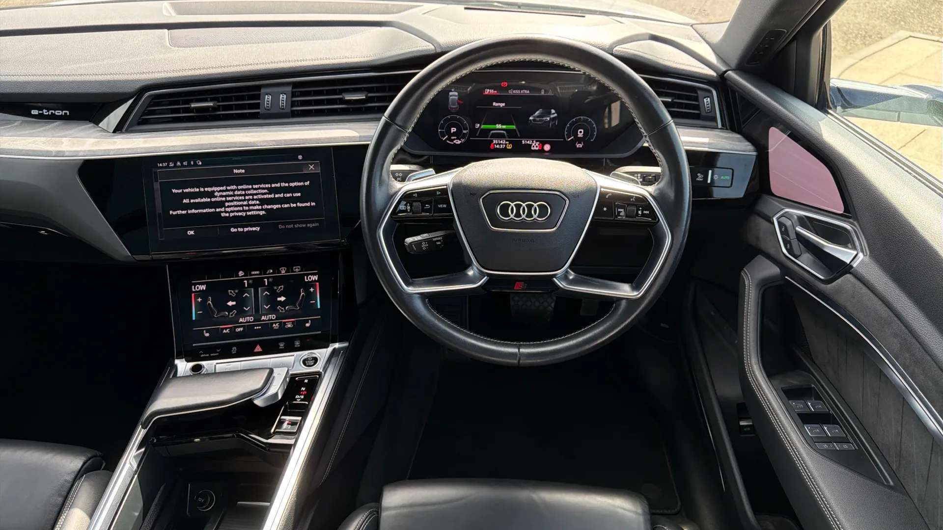 2021 AUDI E-TRON 2021 AUDI E-TRON
