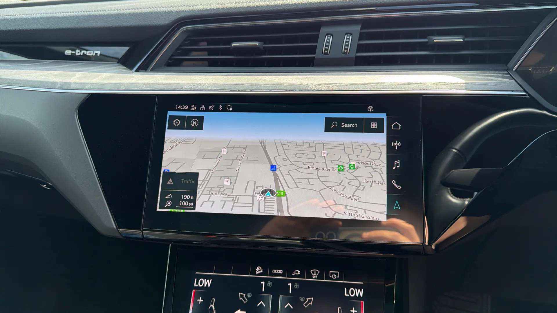 2021 AUDI E-TRON 2021 AUDI E-TRON
