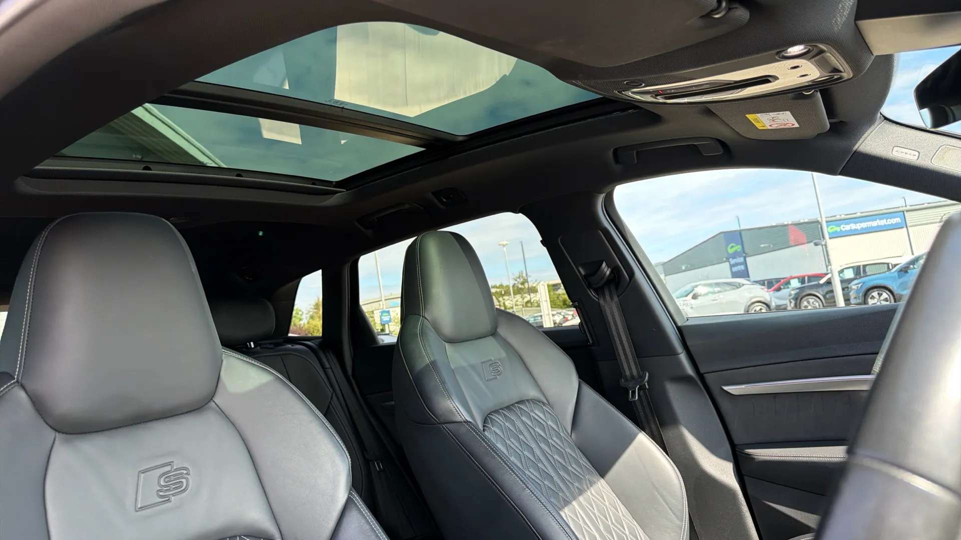 2021 AUDI E-TRON 2021 AUDI E-TRON