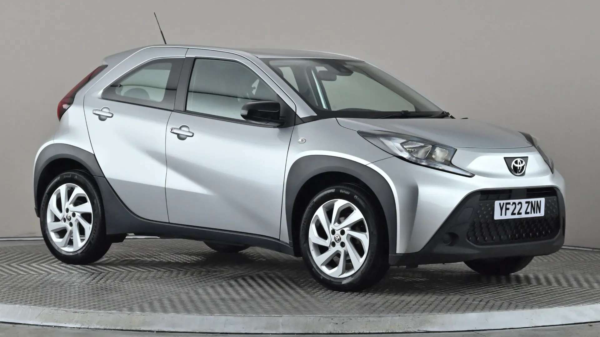 A 2022 TOYOTA AYGO X 1.0 VVT-i Pure Auto A 2022 TOYOTA AYGO X 1.0 VVT-i Pure Auto
