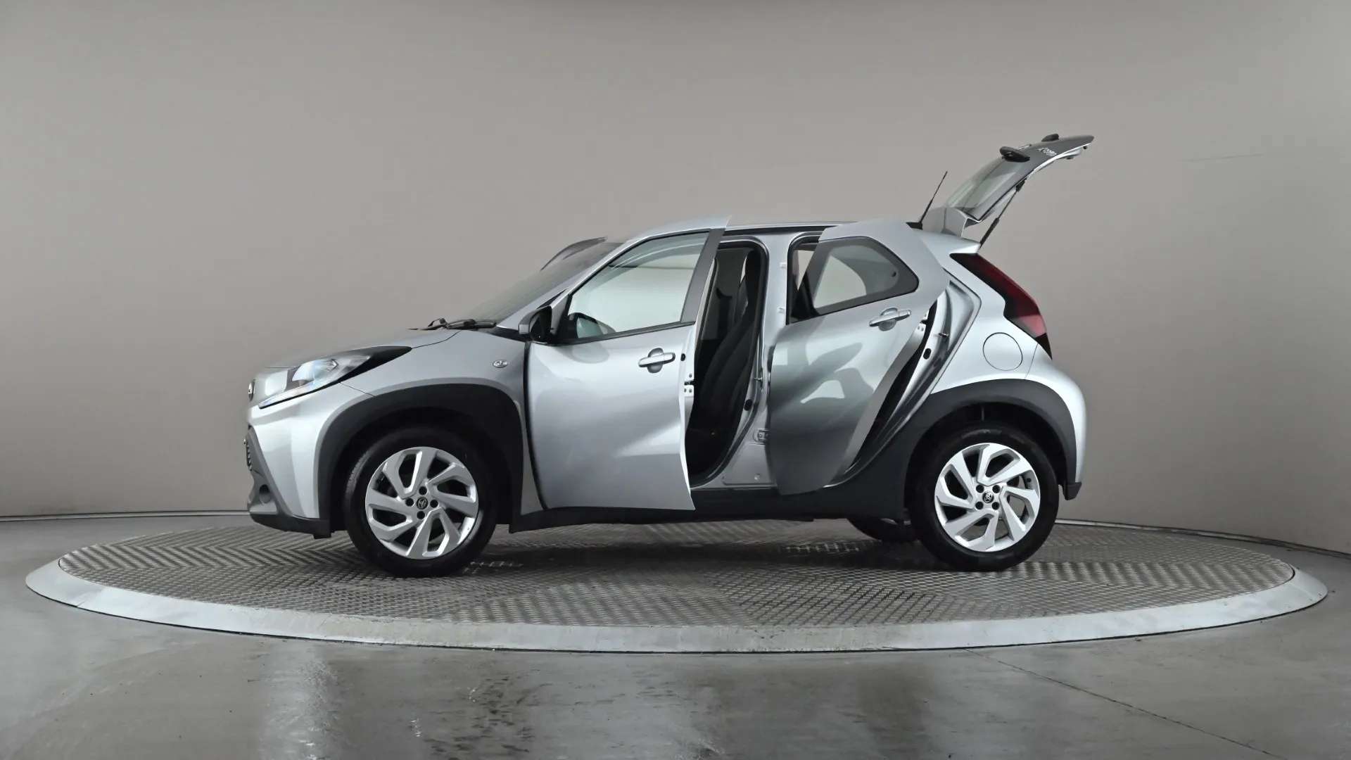 2022 TOYOTA AYGO X 2022 TOYOTA AYGO X