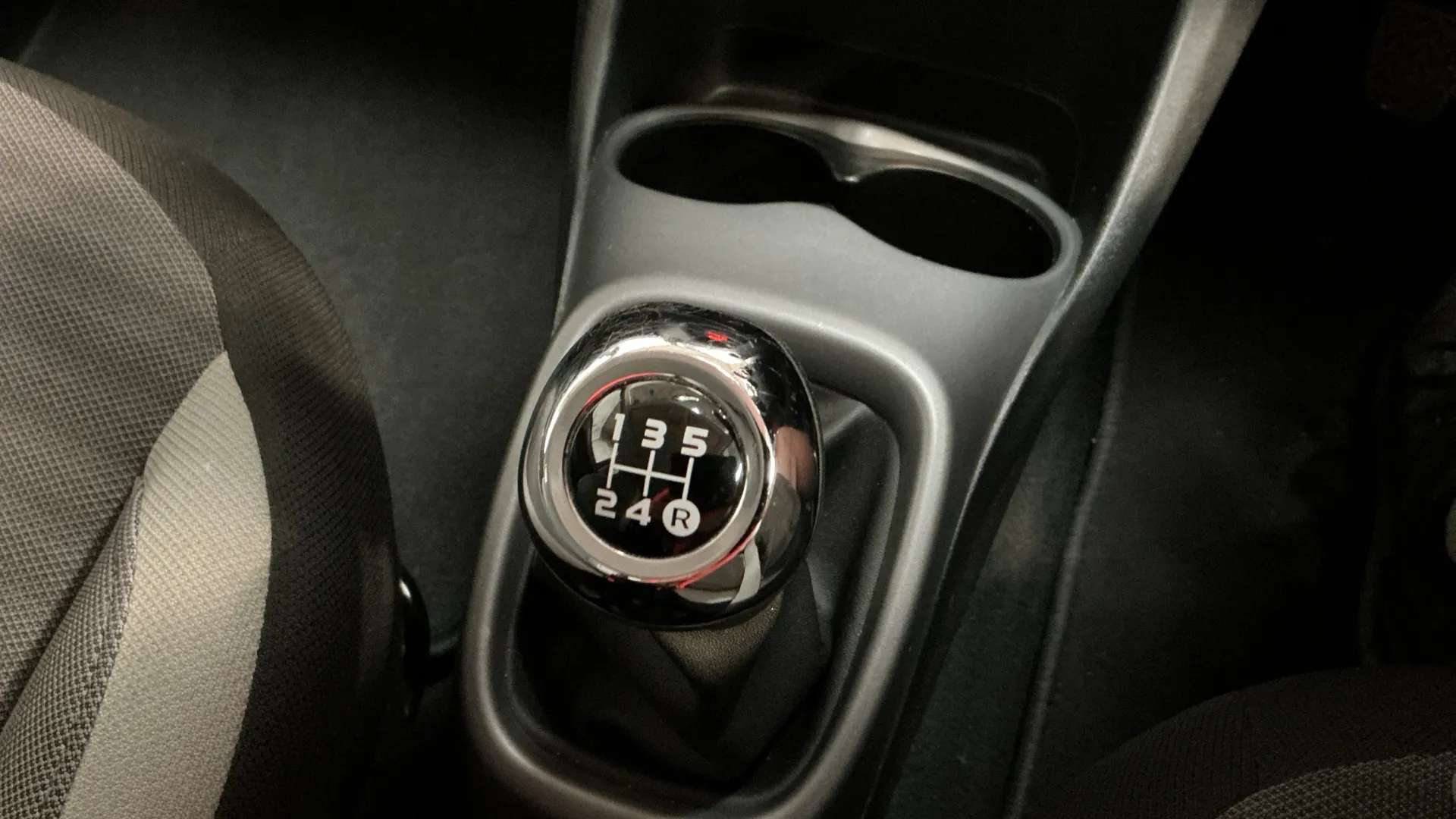 2020 TOYOTA AYGO 2020 TOYOTA AYGO