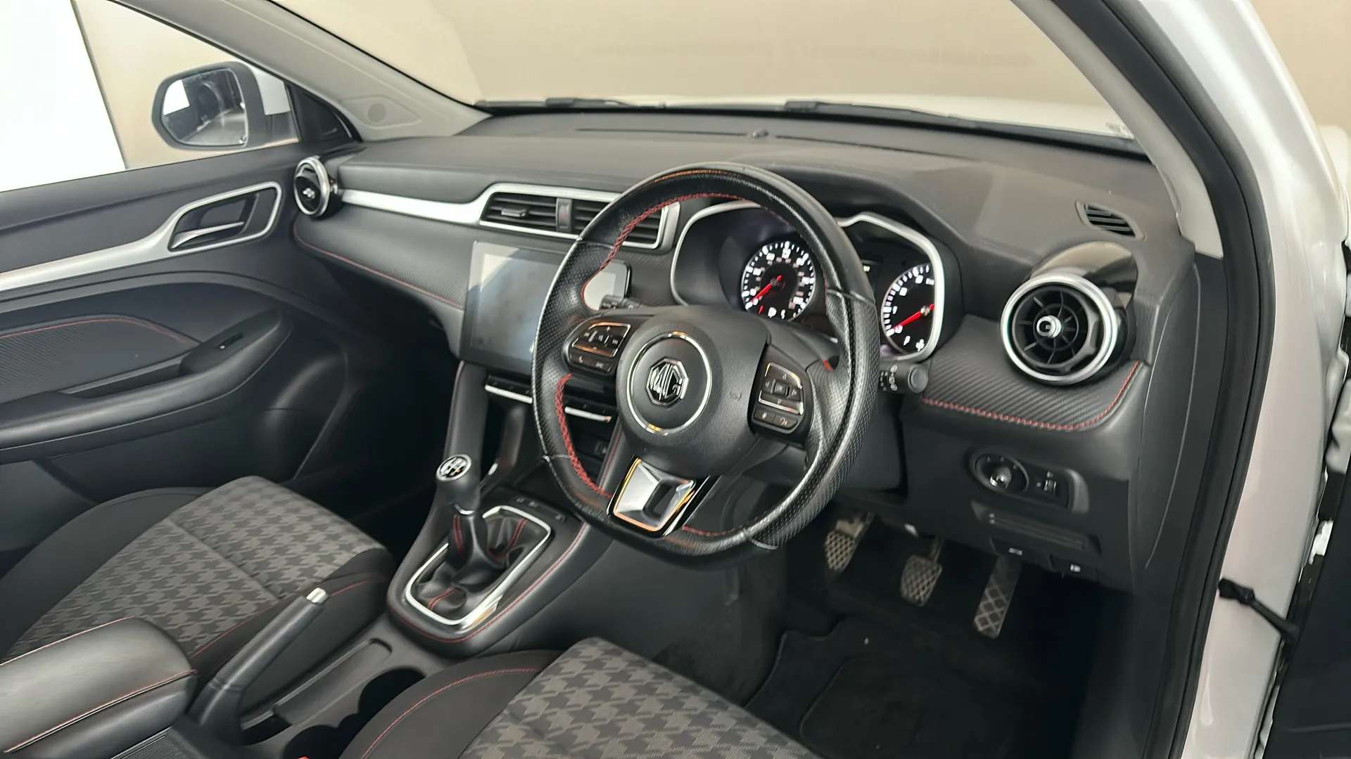 2022 MG MOTOR UK ZS 2022 MG MOTOR UK ZS