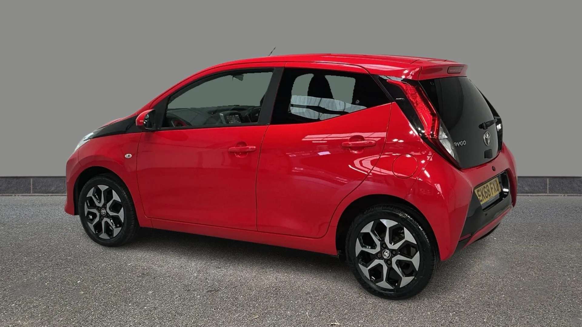 A 2018 TOYOTA AYGO 1.0 VVT-i X-Plore A 2018 TOYOTA AYGO 1.0 VVT-i X-Plore