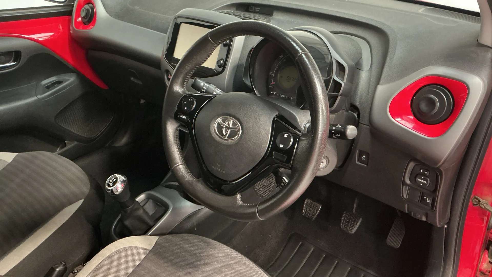 2018 TOYOTA AYGO 2018 TOYOTA AYGO
