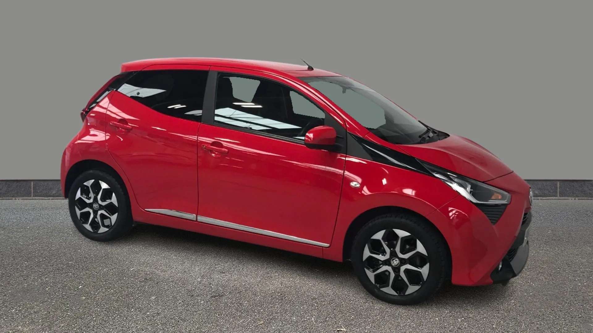 A 2018 TOYOTA AYGO 1.0 VVT-i X-Plore A 2018 TOYOTA AYGO 1.0 VVT-i X-Plore