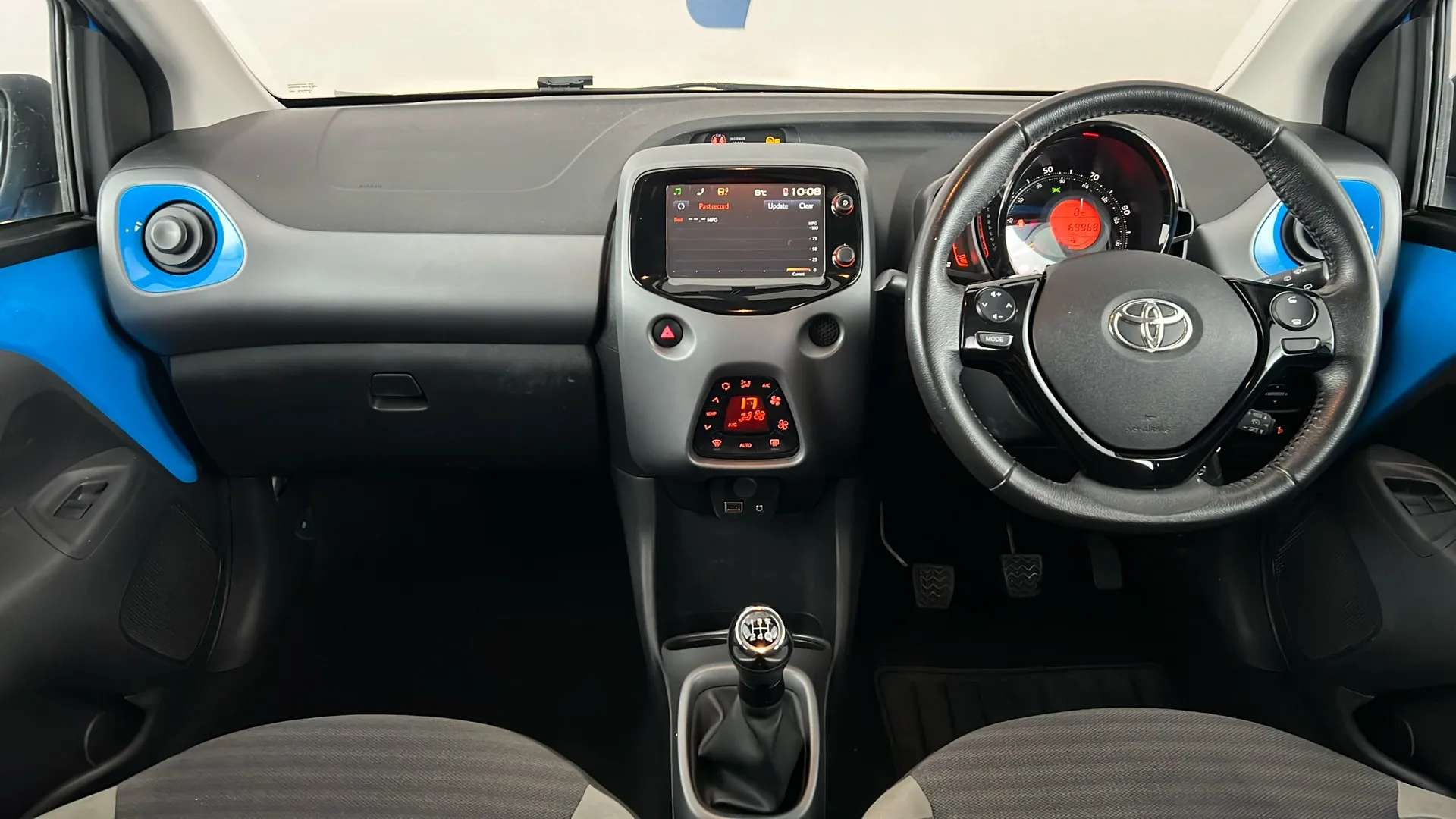 2018 TOYOTA AYGO 2018 TOYOTA AYGO