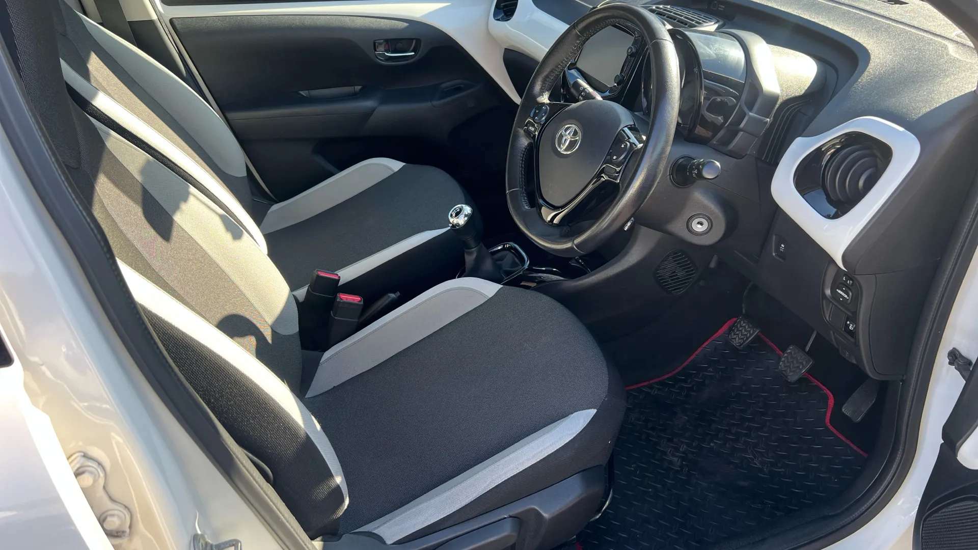 2018 TOYOTA AYGO 2018 TOYOTA AYGO