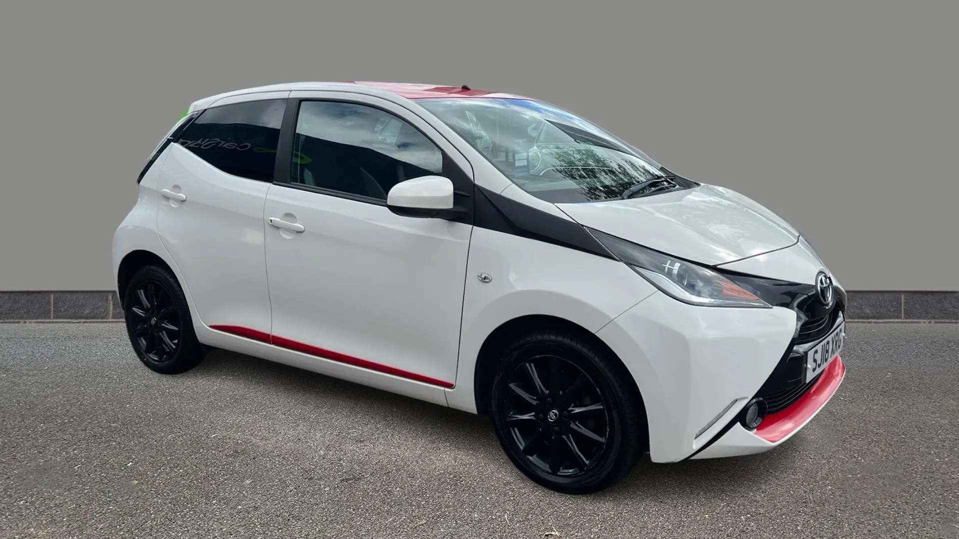 A 2018 TOYOTA AYGO 1.0 VVT-i X-Press A 2018 TOYOTA AYGO 1.0 VVT-i X-Press