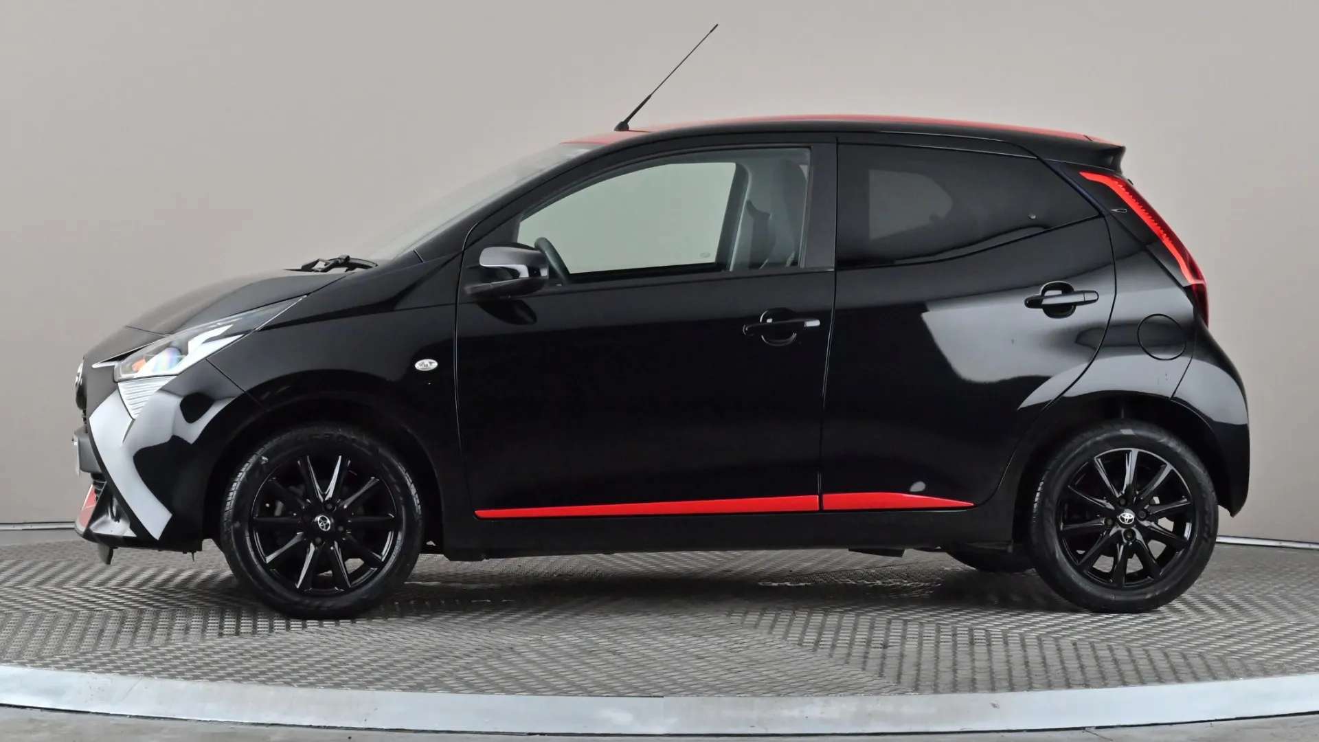 A 2018 TOYOTA AYGO 1.0 VVT-i X-Press A 2018 TOYOTA AYGO 1.0 VVT-i X-Press