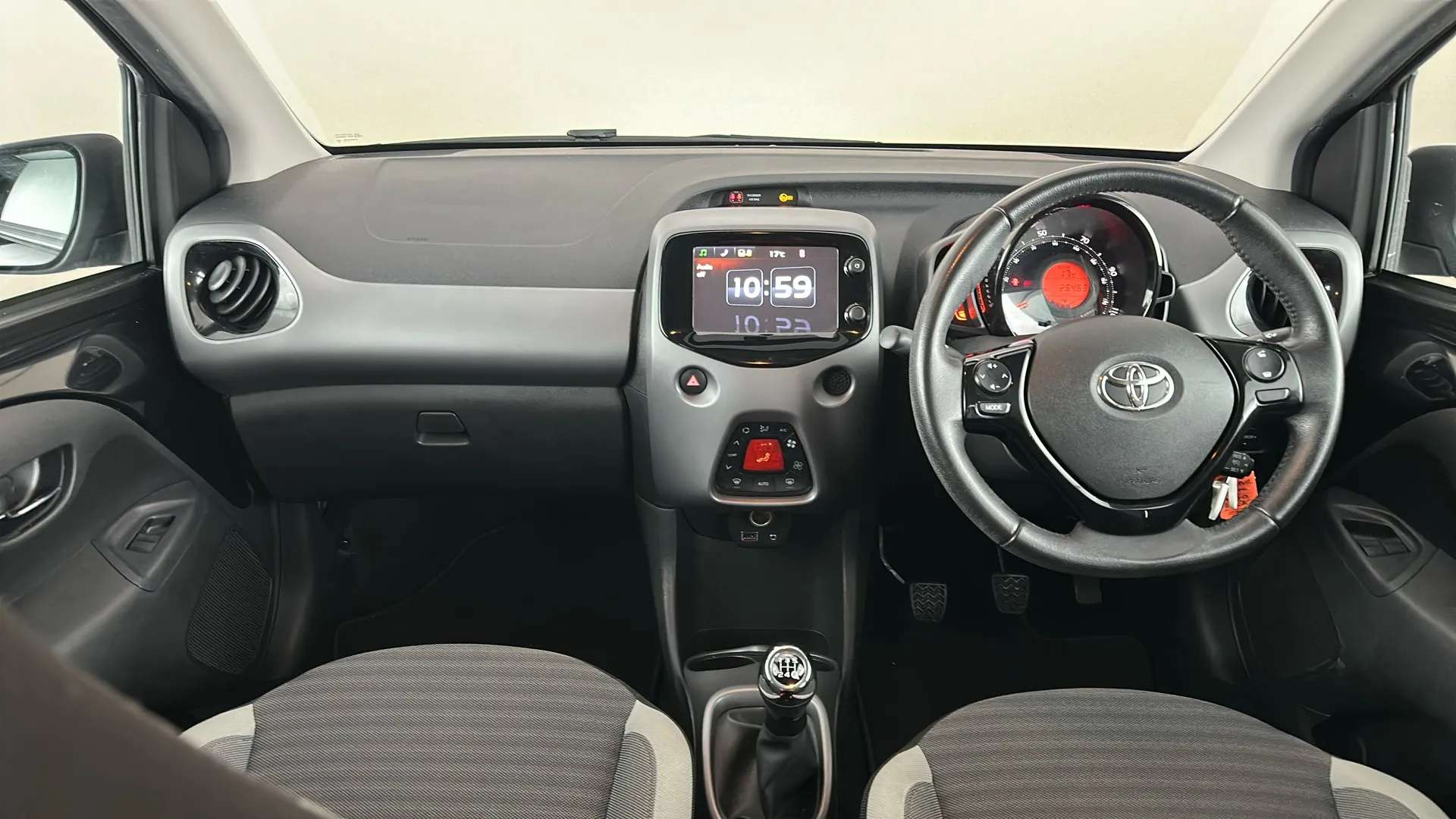 2018 TOYOTA AYGO 2018 TOYOTA AYGO