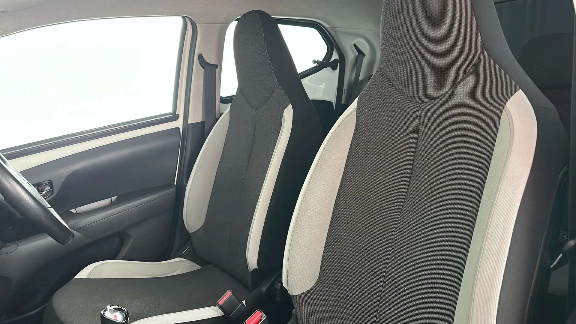 2017 TOYOTA AYGO 2017 TOYOTA AYGO