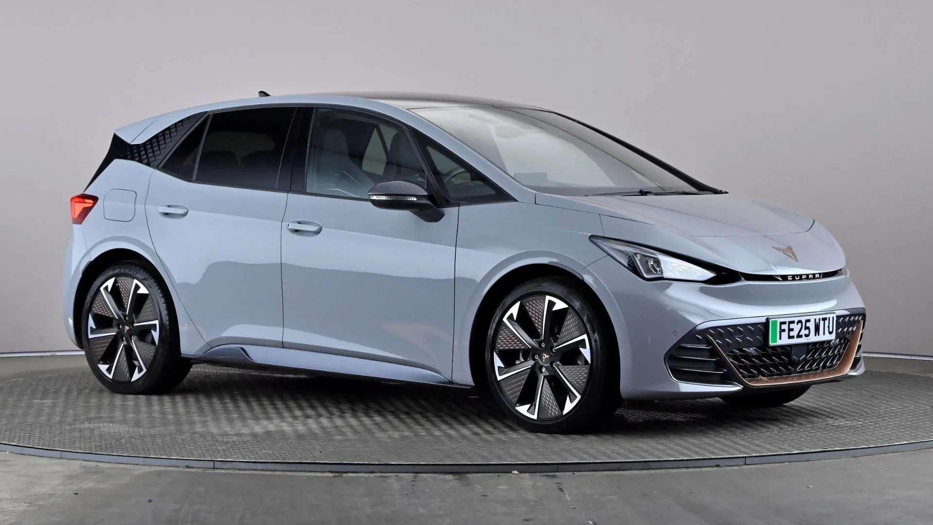 A 2025 CUPRA BORN 240kW e-Boost VZ 79kWh Auto A 2025 CUPRA BORN 240kW e-Boost VZ 79kWh Auto
