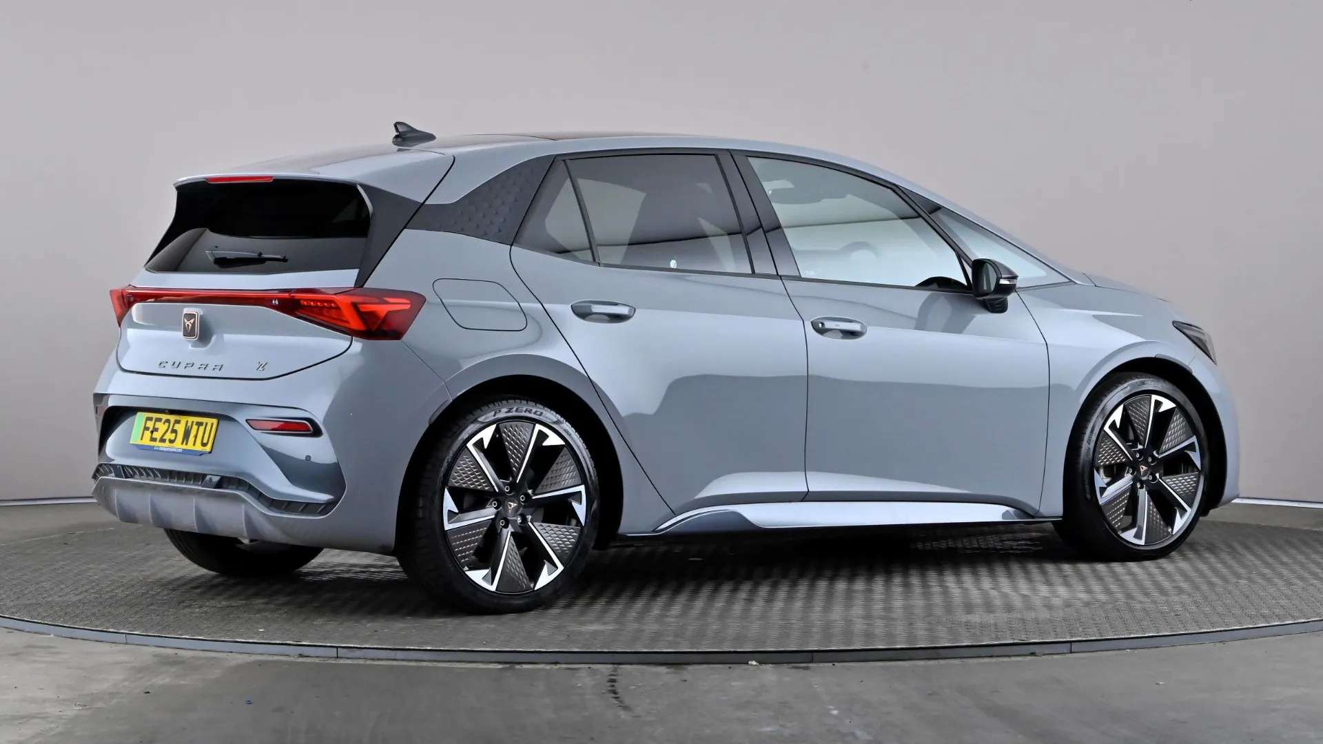2025 CUPRA BORN 2025 CUPRA BORN
