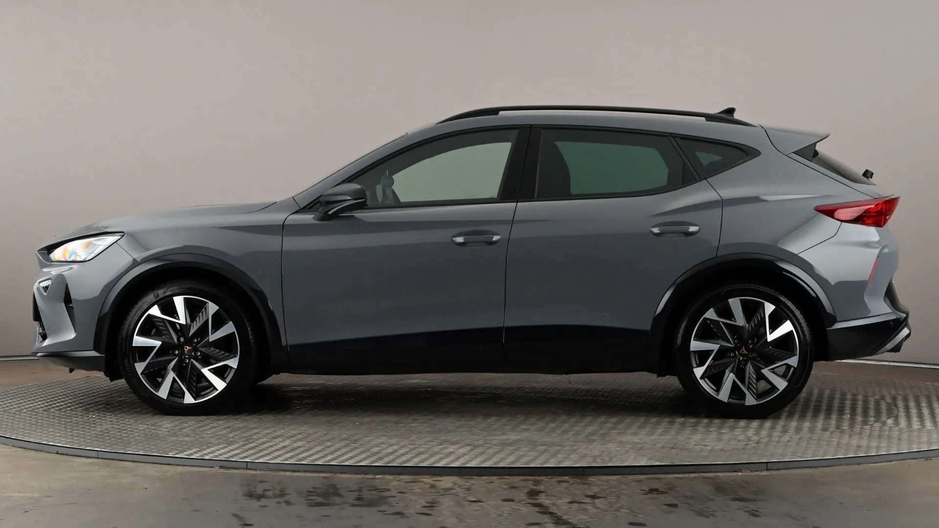 A 2025 CUPRA FORMENTOR 2.0 TSI 333 VZ1 DSG 4Drive A 2025 CUPRA FORMENTOR 2.0 TSI 333 VZ1 DSG 4Drive
