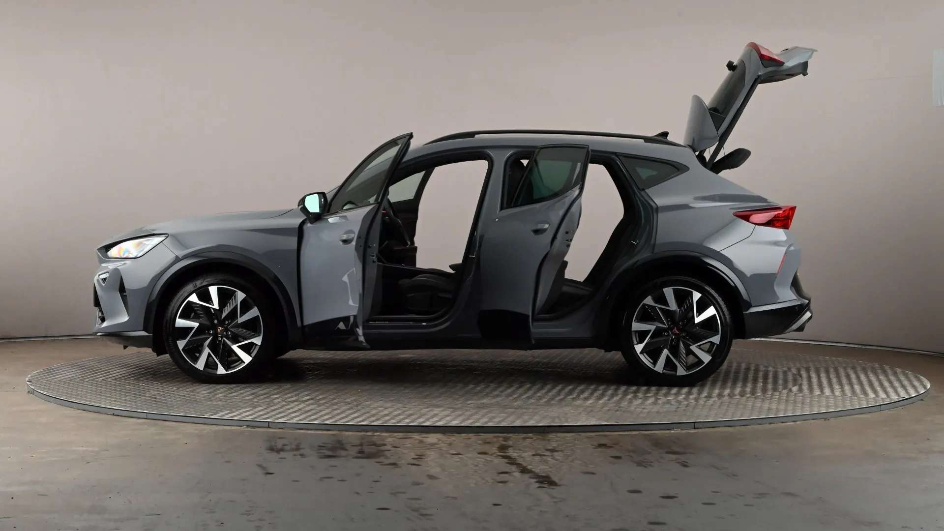 2025 CUPRA FORMENTOR 2025 CUPRA FORMENTOR