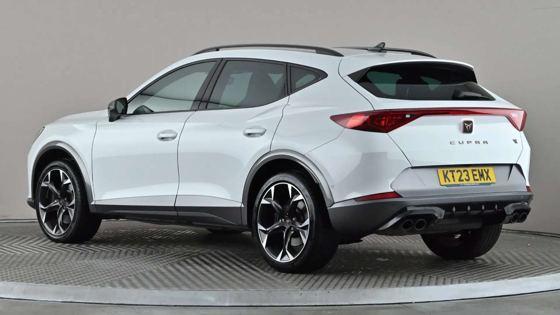 A 2023 CUPRA FORMENTOR 2.0 TSI 310 VZ2 DSG 4Drive A 2023 CUPRA FORMENTOR 2.0 TSI 310 VZ2 DSG 4Drive