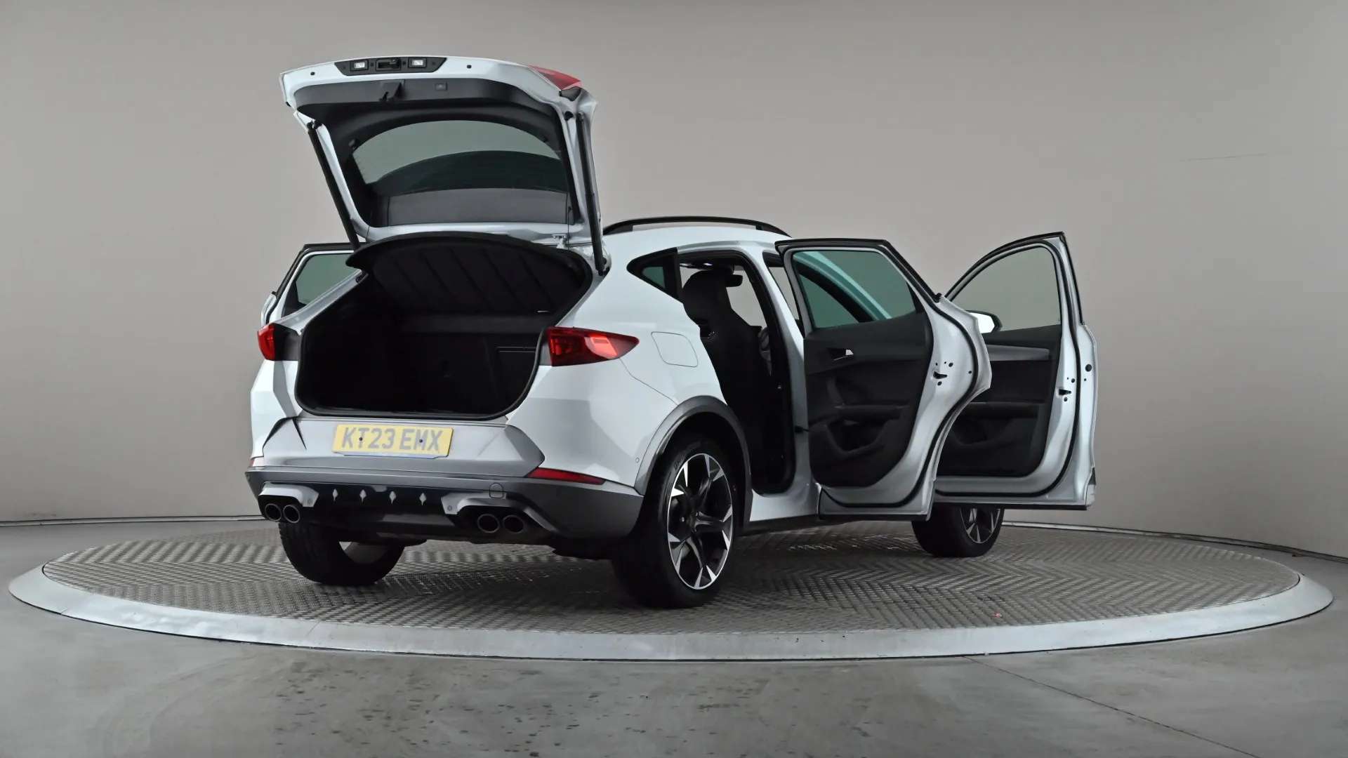 2023 CUPRA FORMENTOR 2023 CUPRA FORMENTOR