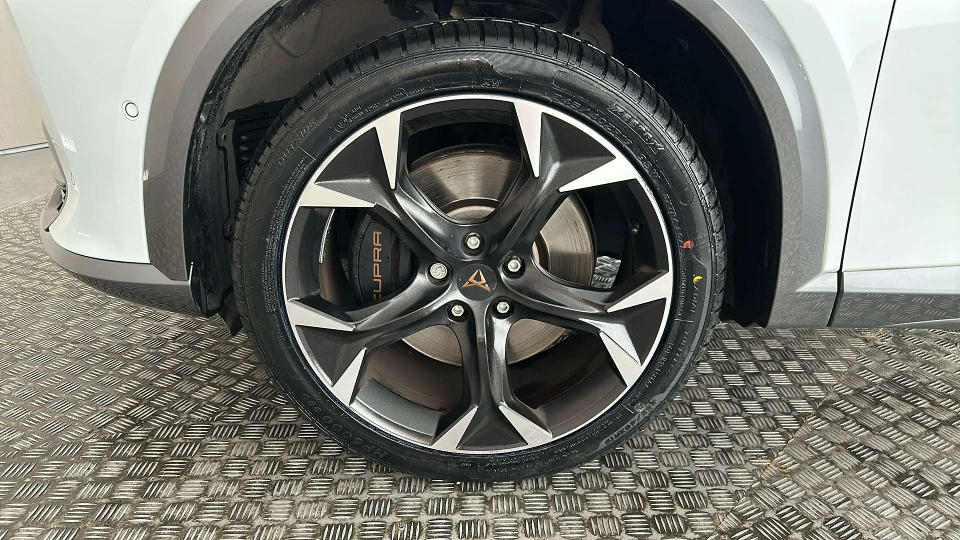 2023 CUPRA FORMENTOR 2023 CUPRA FORMENTOR