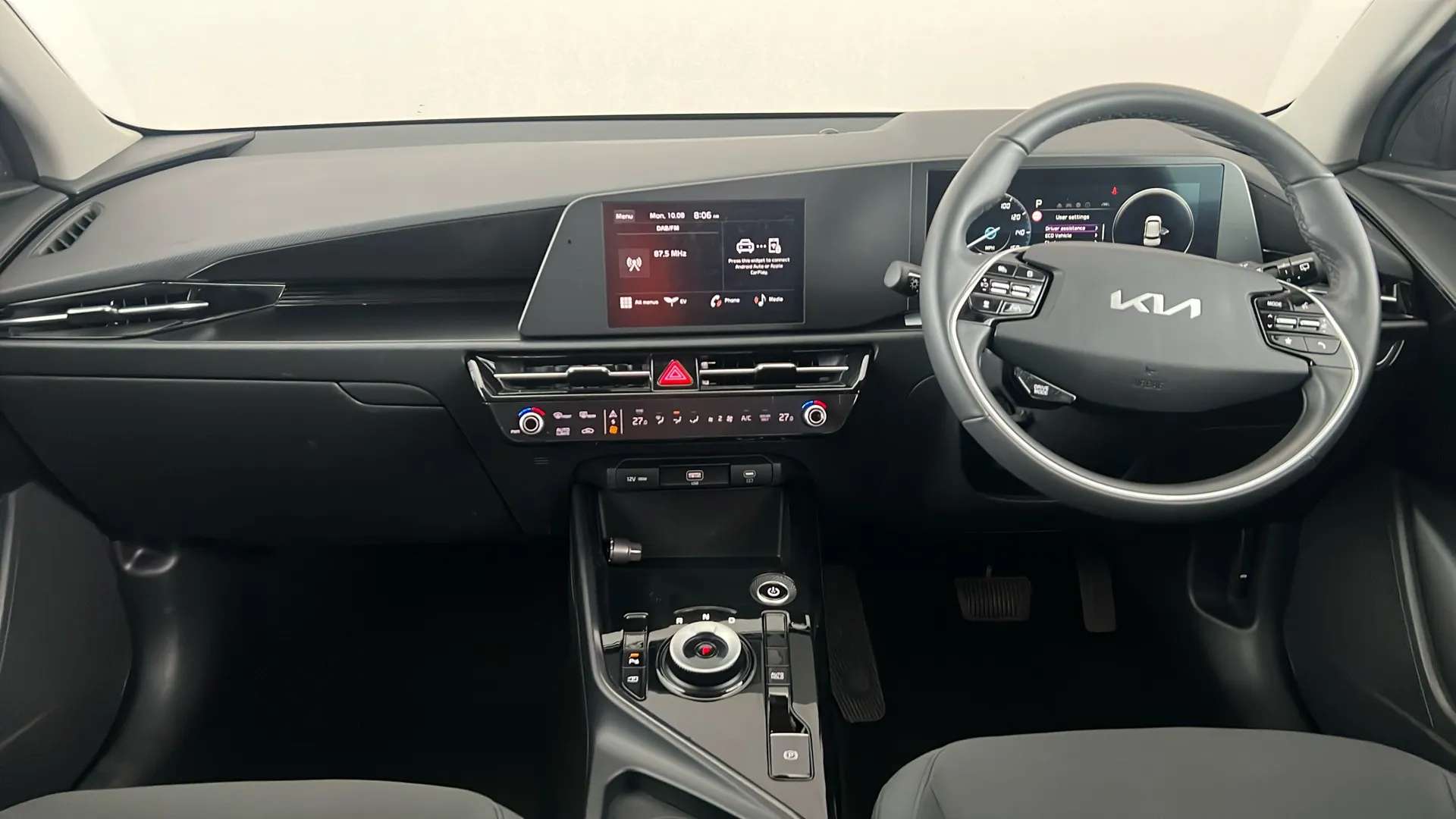 2023 KIA NIRO 2023 KIA NIRO
