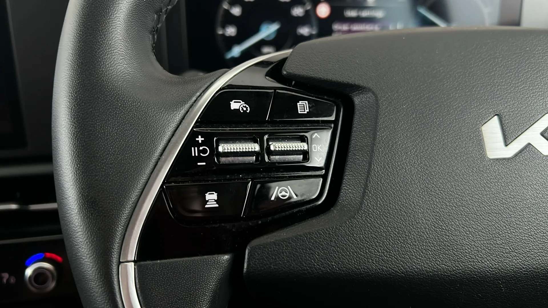 2023 KIA NIRO 2023 KIA NIRO