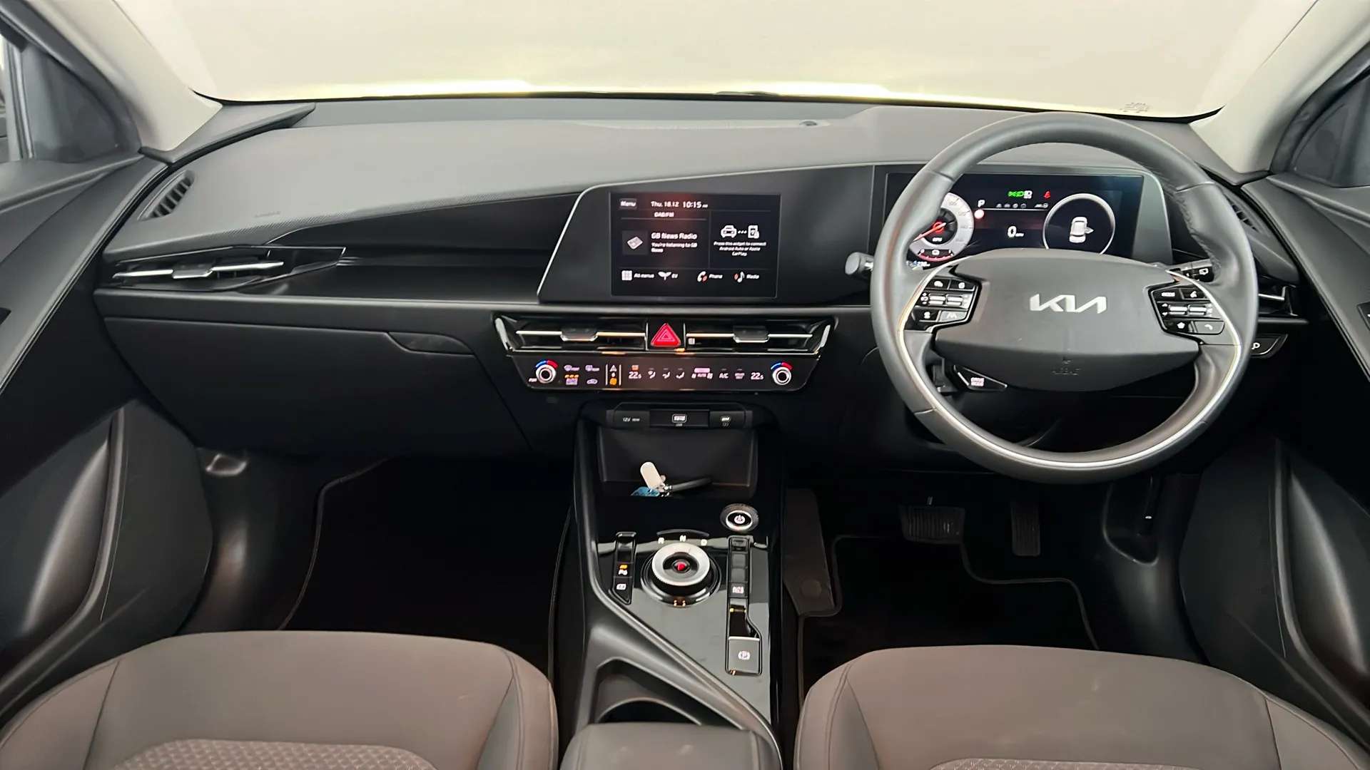 2023 KIA NIRO 2023 KIA NIRO