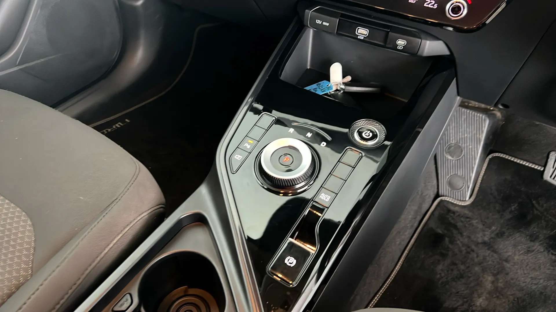 2023 KIA NIRO 2023 KIA NIRO