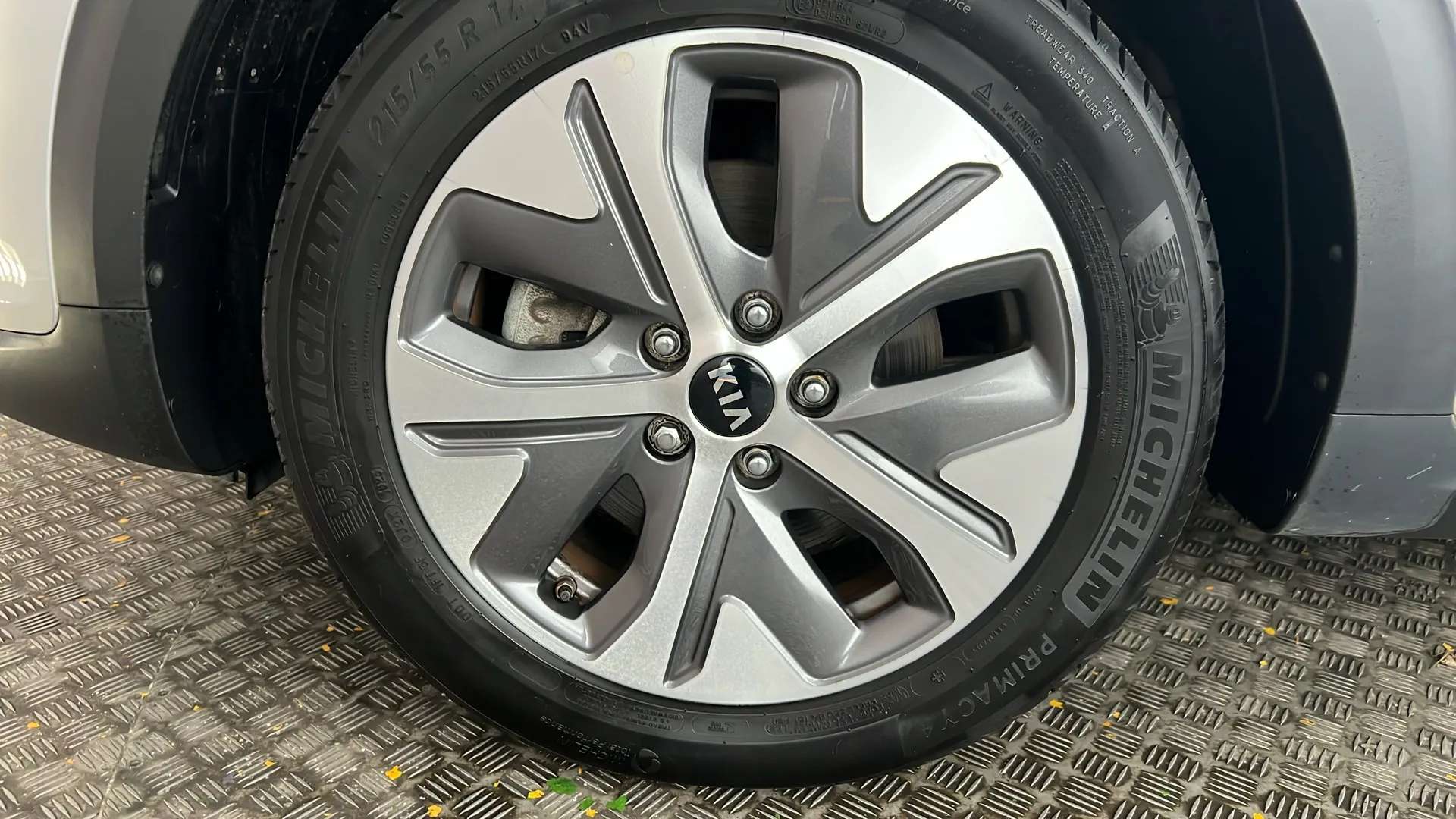 2021 KIA E-NIRO 2021 KIA E-NIRO