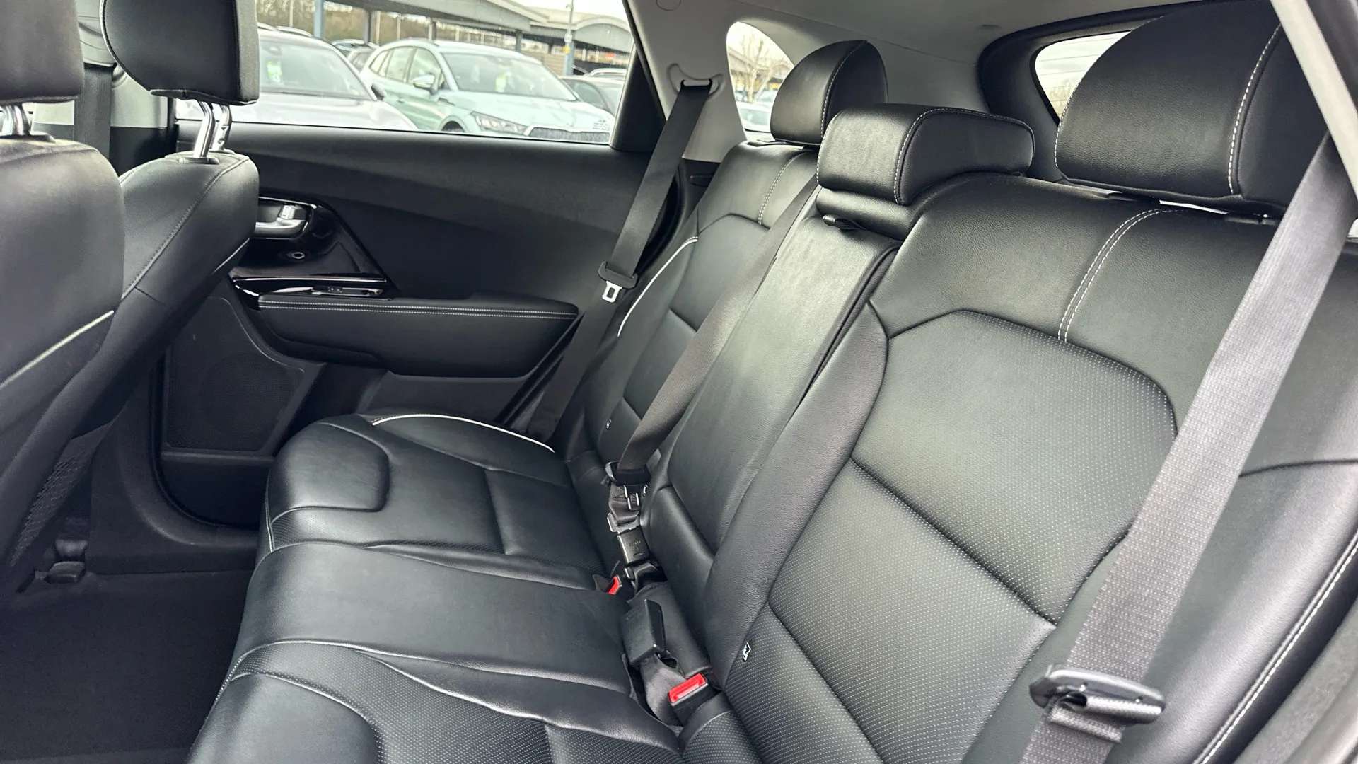 2021 KIA E-NIRO 2021 KIA E-NIRO