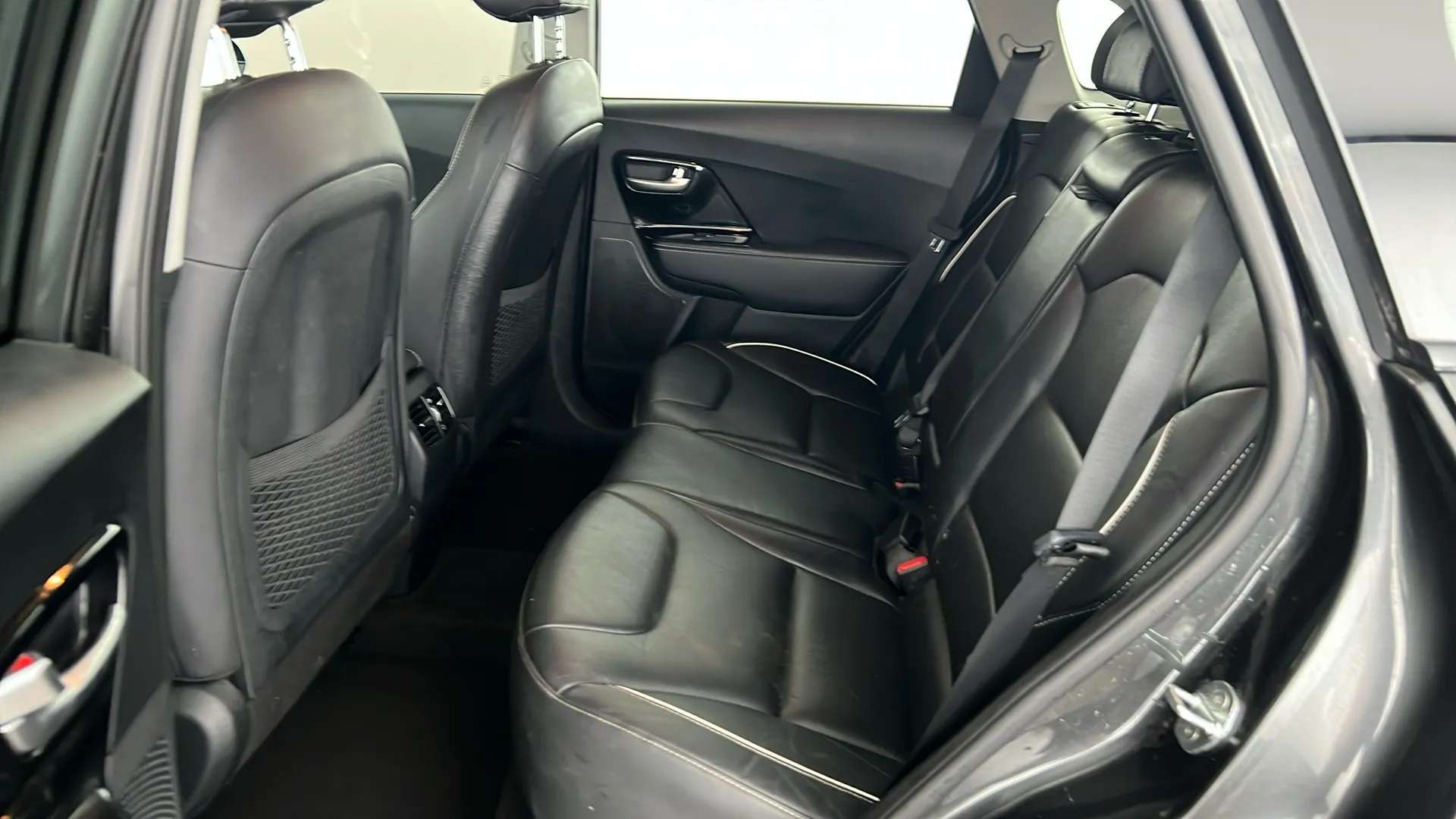 2021 KIA E-NIRO 2021 KIA E-NIRO