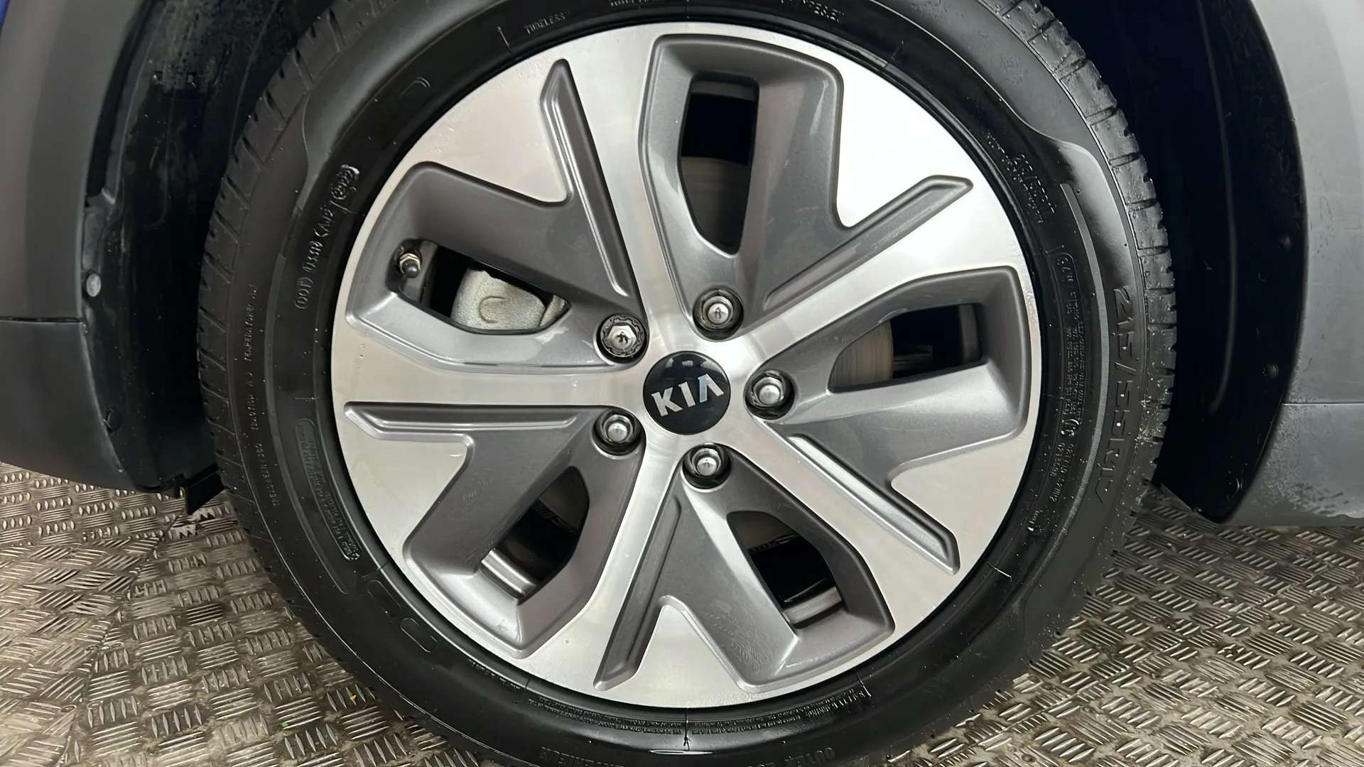 2021 KIA E-NIRO 2021 KIA E-NIRO