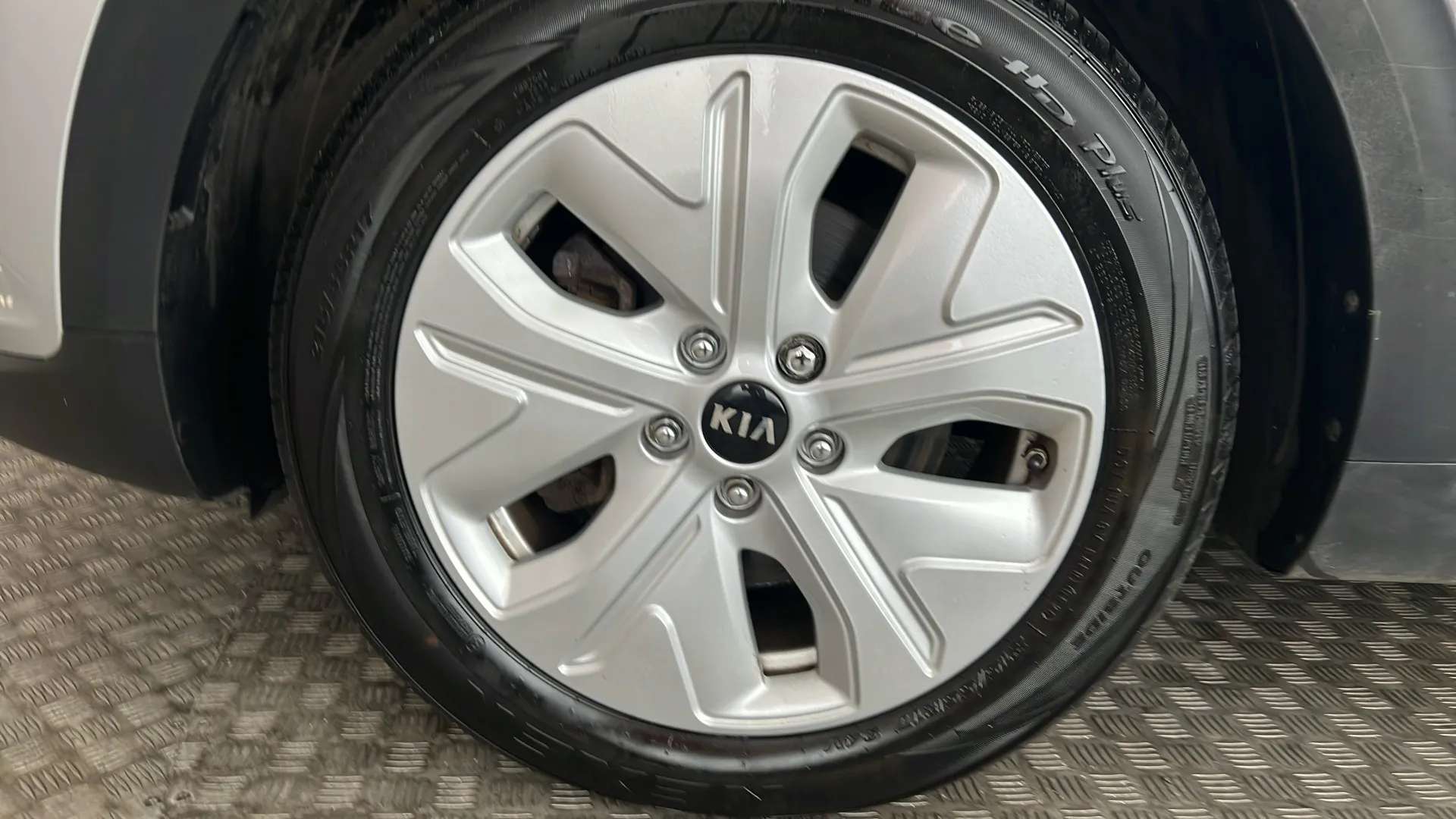 2021 KIA E-NIRO 2021 KIA E-NIRO