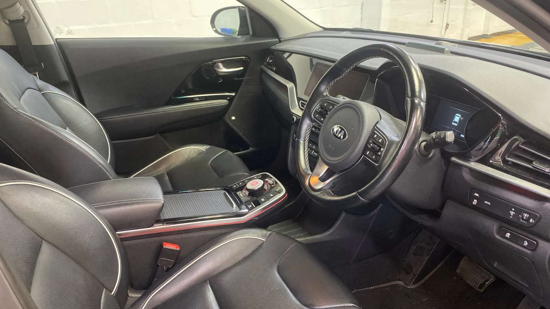 A 2020 KIA E-NIRO 150kW 4 64kWh Auto A 2020 KIA E-NIRO 150kW 4 64kWh Auto