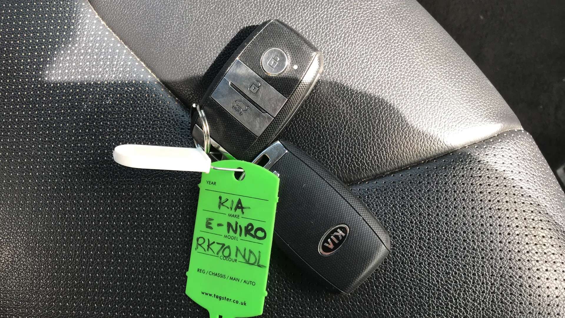 2020 KIA E-NIRO 2020 KIA E-NIRO
