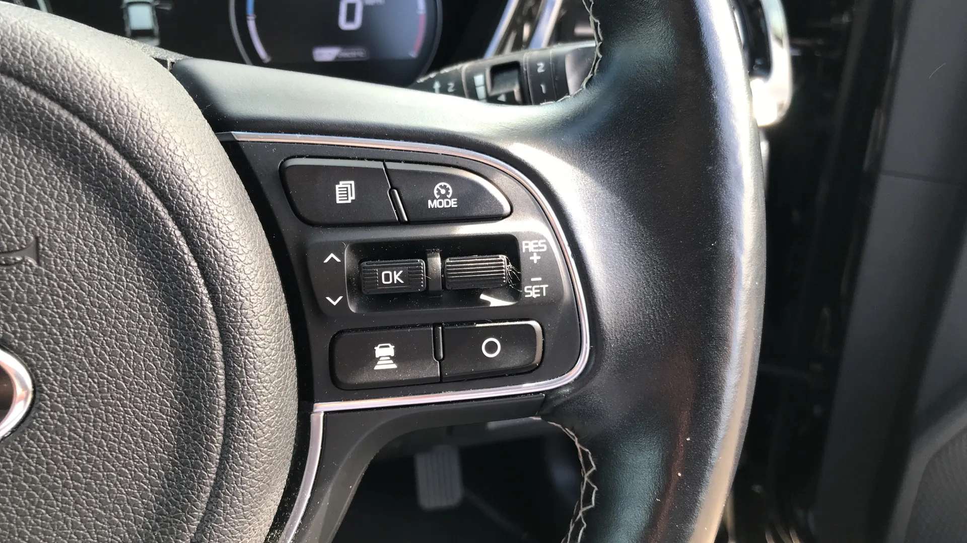 2020 KIA E-NIRO 2020 KIA E-NIRO