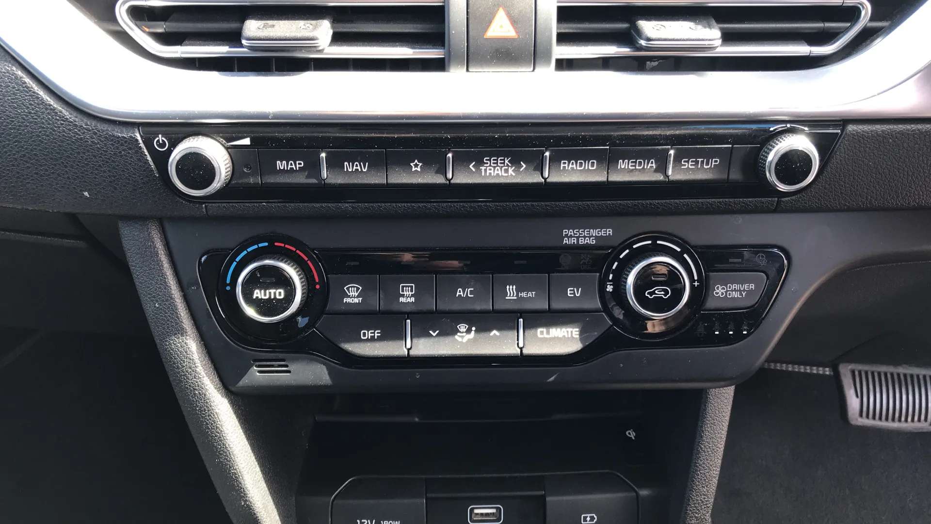 2020 KIA E-NIRO 2020 KIA E-NIRO