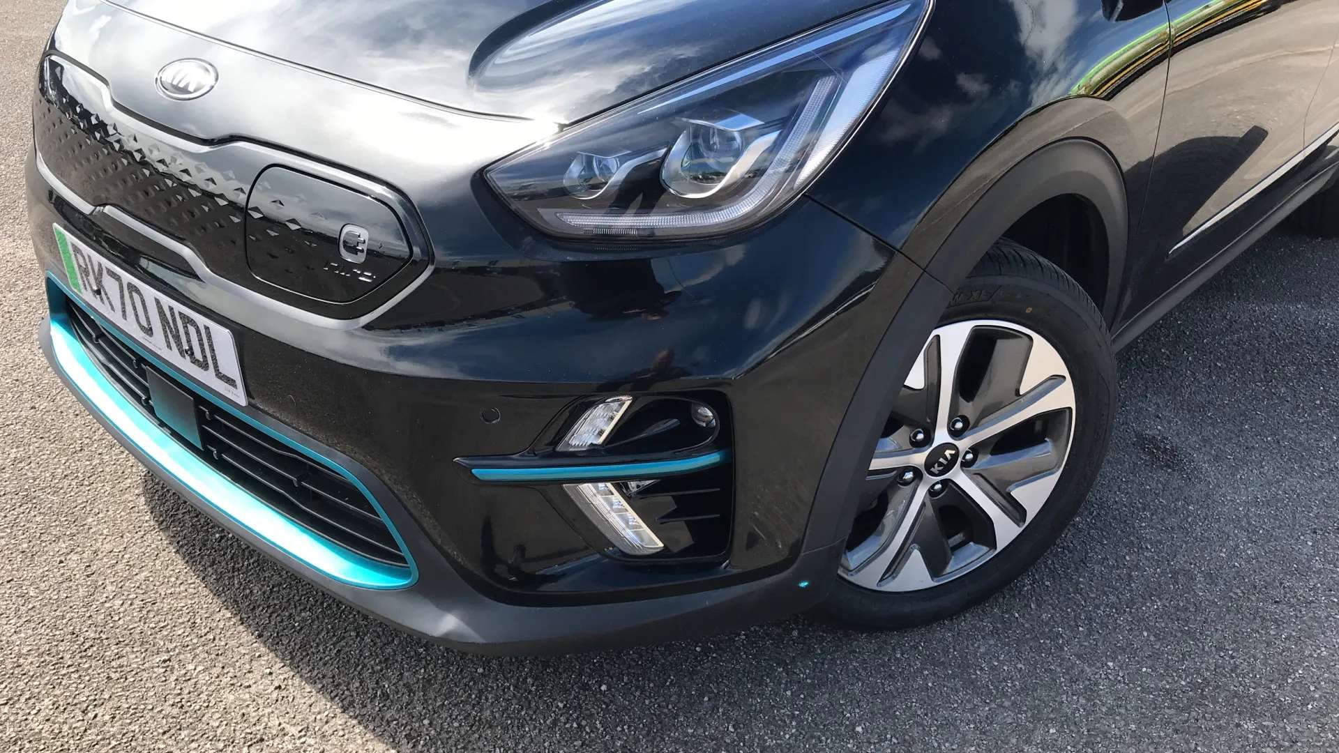 2020 KIA E-NIRO 2020 KIA E-NIRO