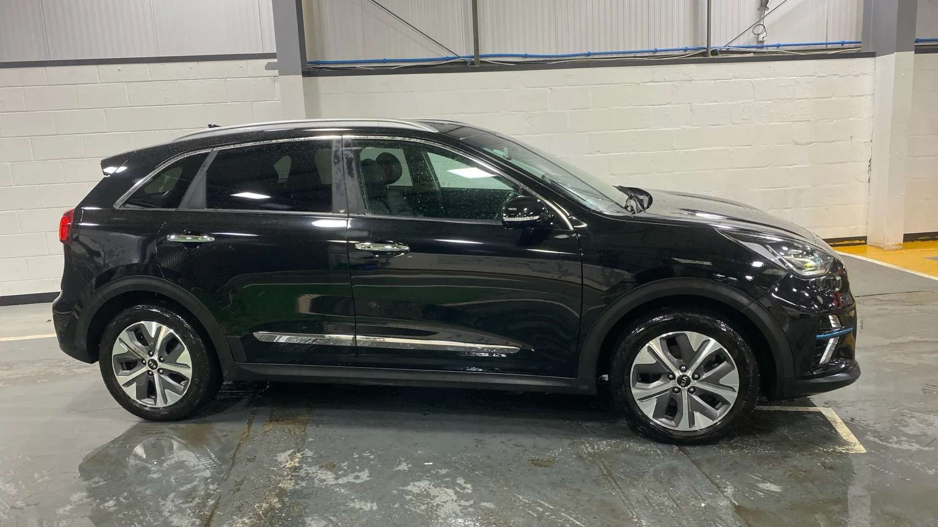 A 2021 KIA E-NIRO 150kW 4+ 64kWh Auto A 2021 KIA E-NIRO 150kW 4+ 64kWh Auto