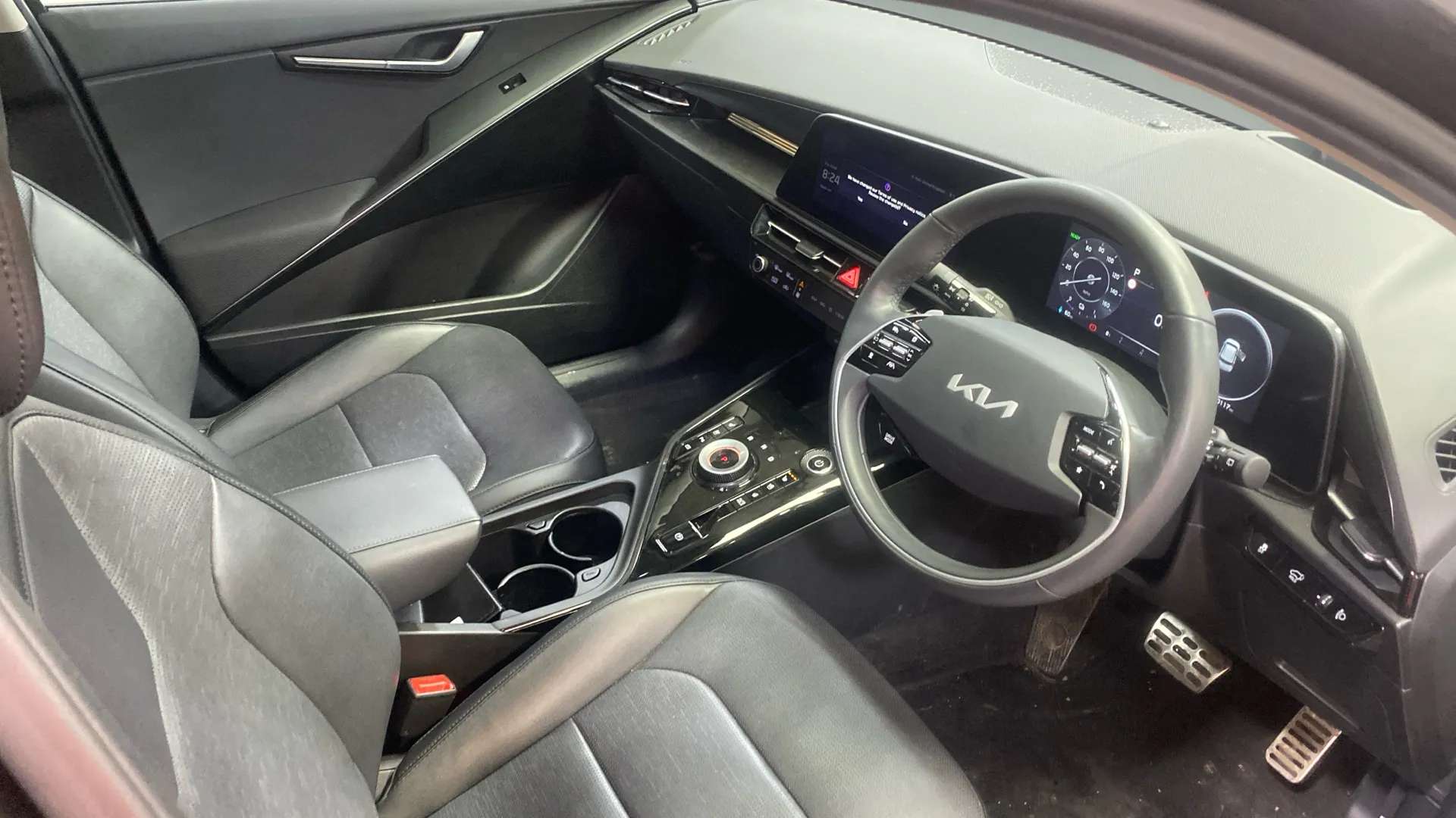 A 2023 KIA NIRO 150kW 4 65kWh Auto A 2023 KIA NIRO 150kW 4 65kWh Auto