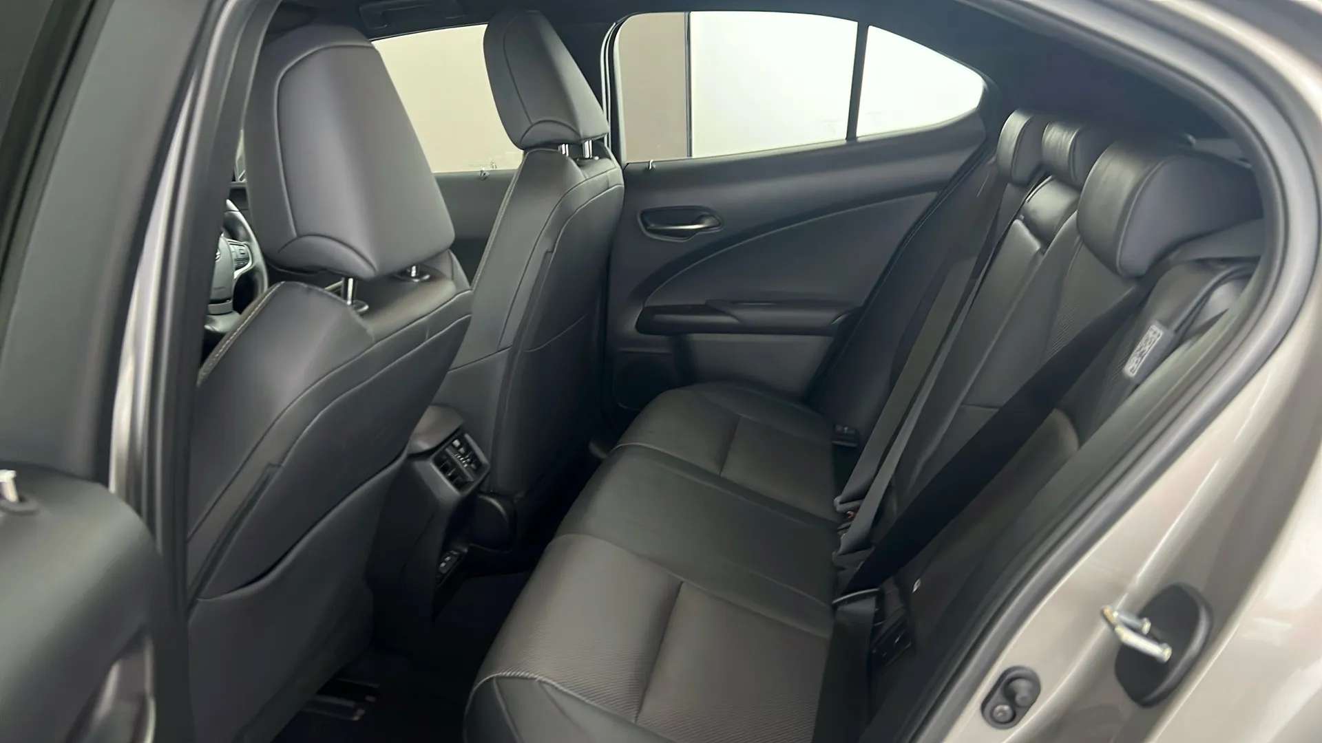 2024 LEXUS UX 2024 LEXUS UX