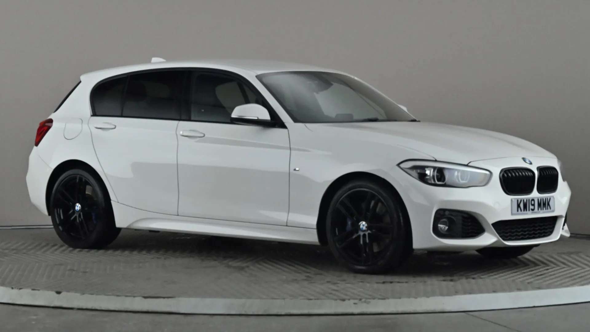 2019 BMW 1 SERIES 2019 BMW 1 SERIES