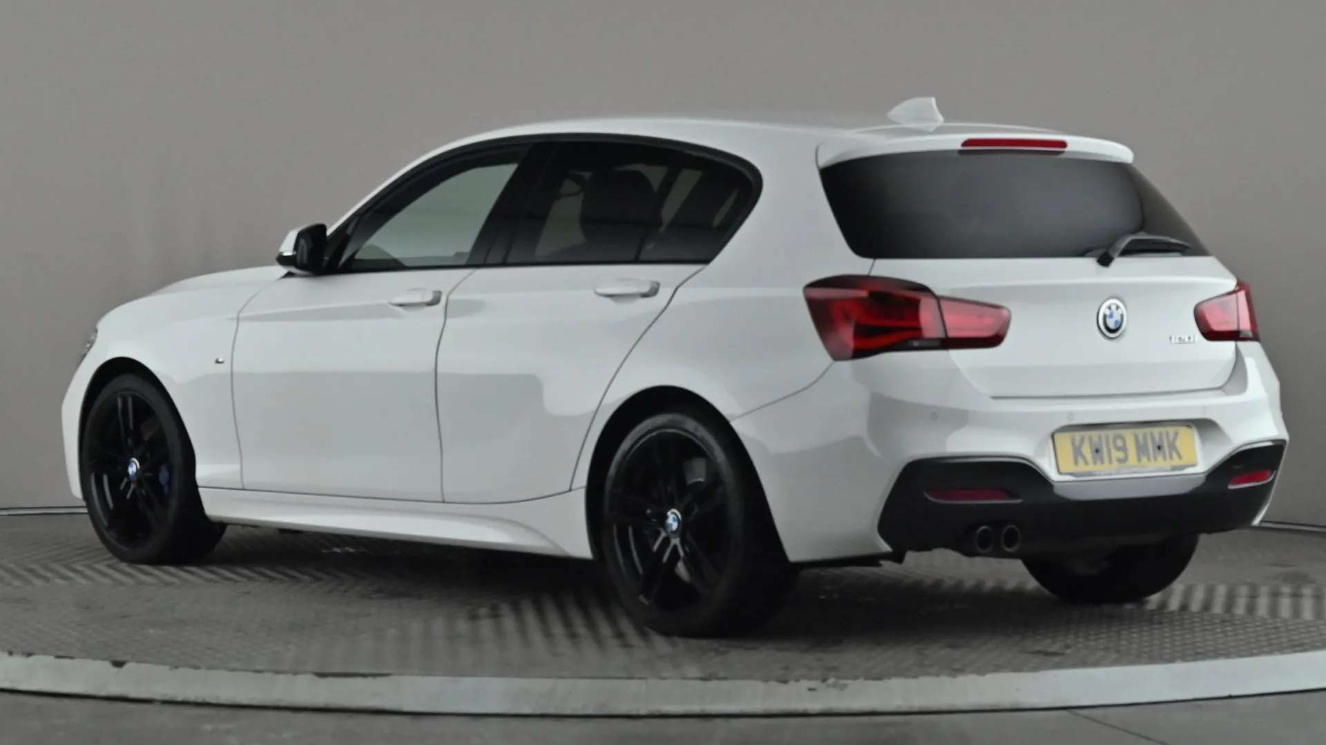 2019 BMW 1 SERIES 2019 BMW 1 SERIES