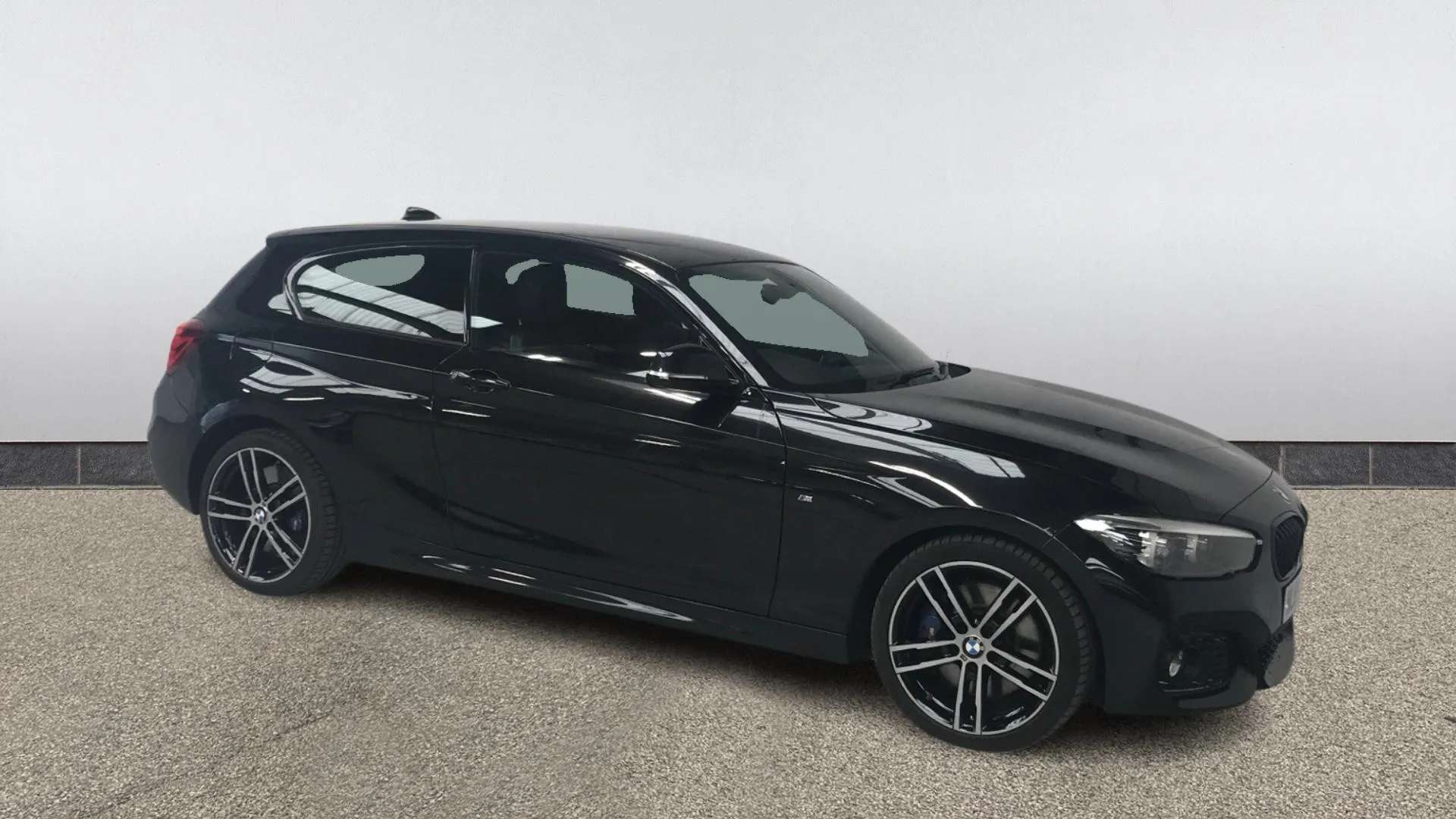 A 2019 BMW 1 SERIES 118d M Sport Shadow Ed Step Auto A 2019 BMW 1 SERIES 118d M Sport Shadow Ed Step Auto