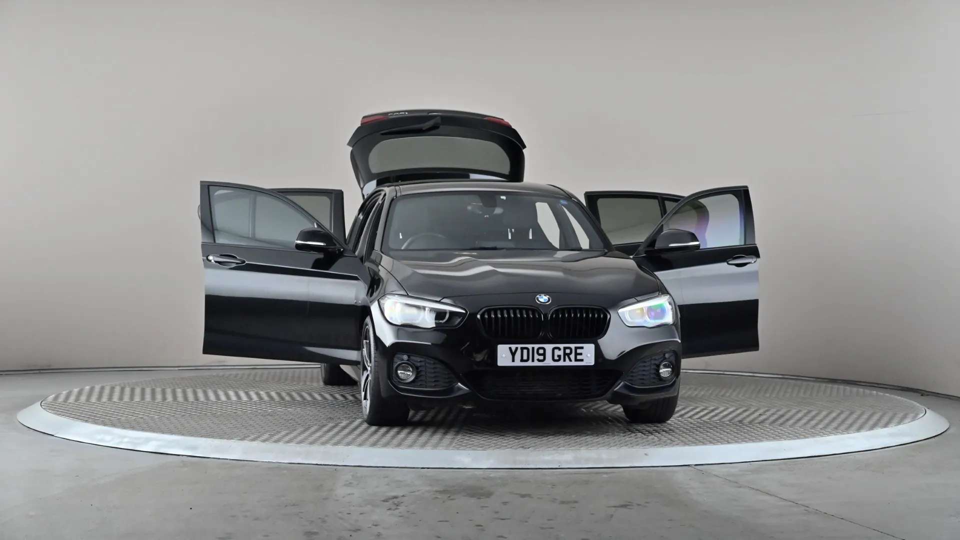 2019 BMW 1 SERIES 2019 BMW 1 SERIES