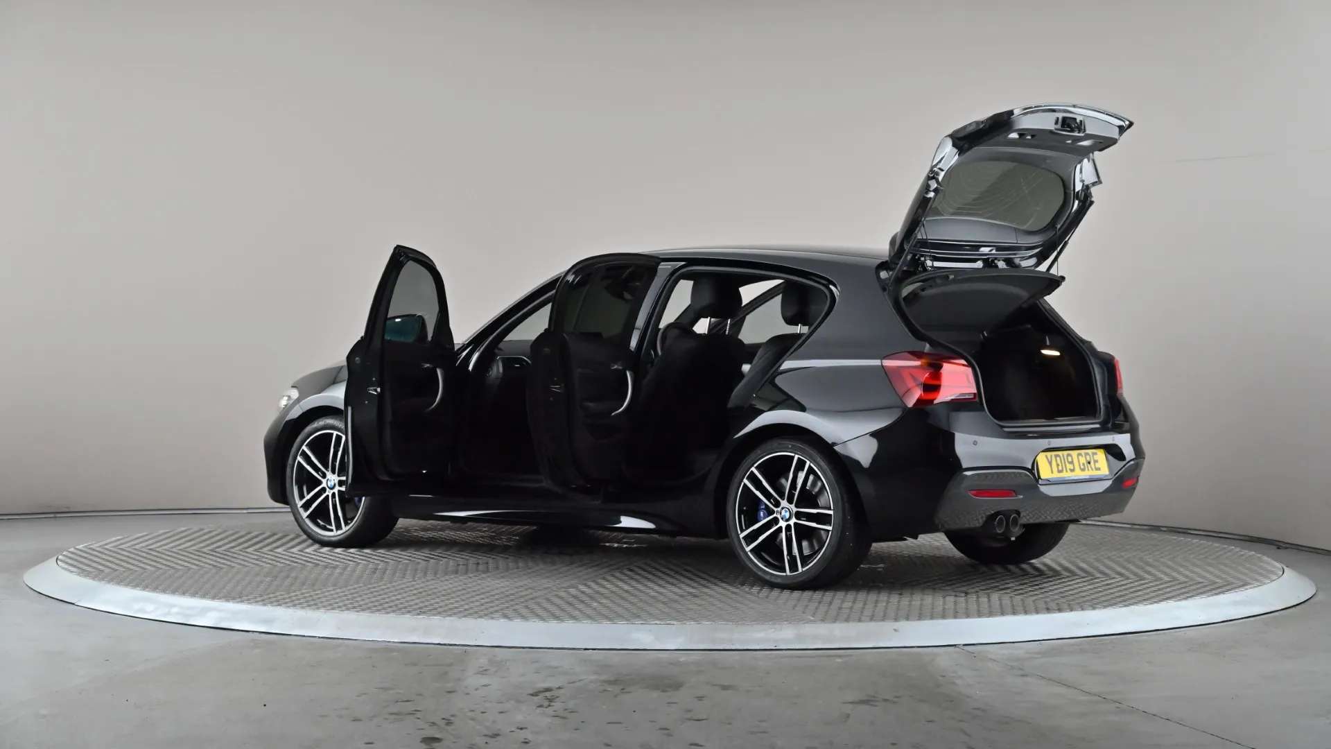 2019 BMW 1 SERIES 2019 BMW 1 SERIES